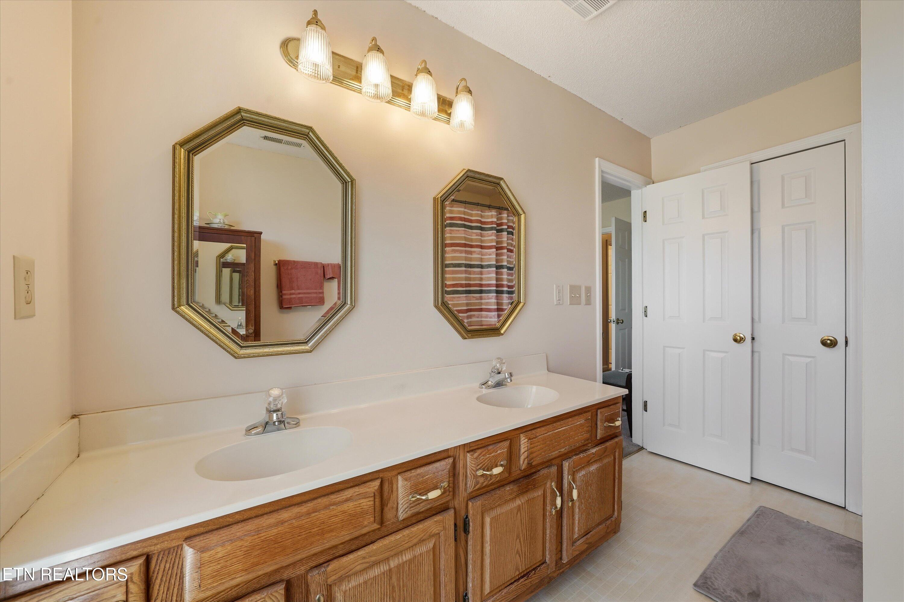 2429 Village Lane