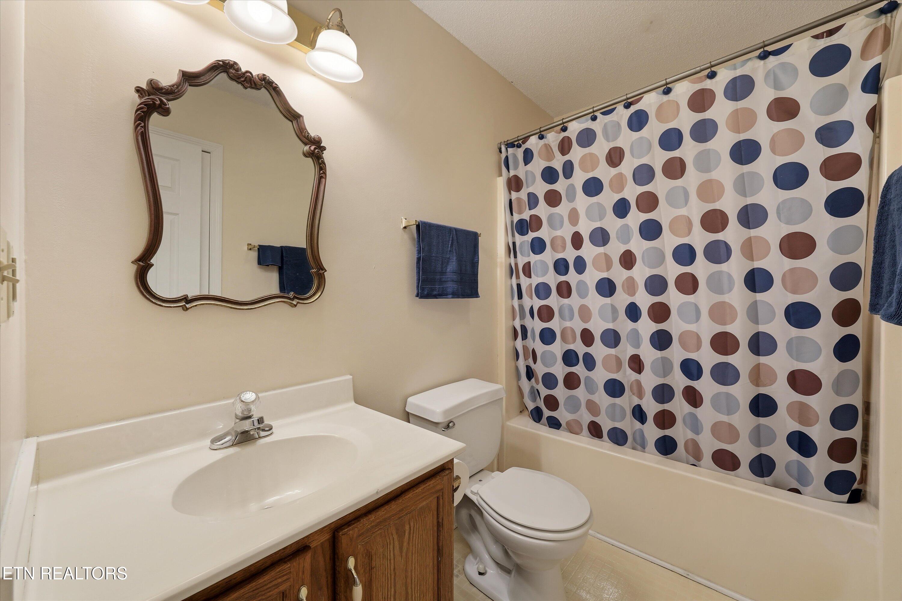 2429 Village Lane