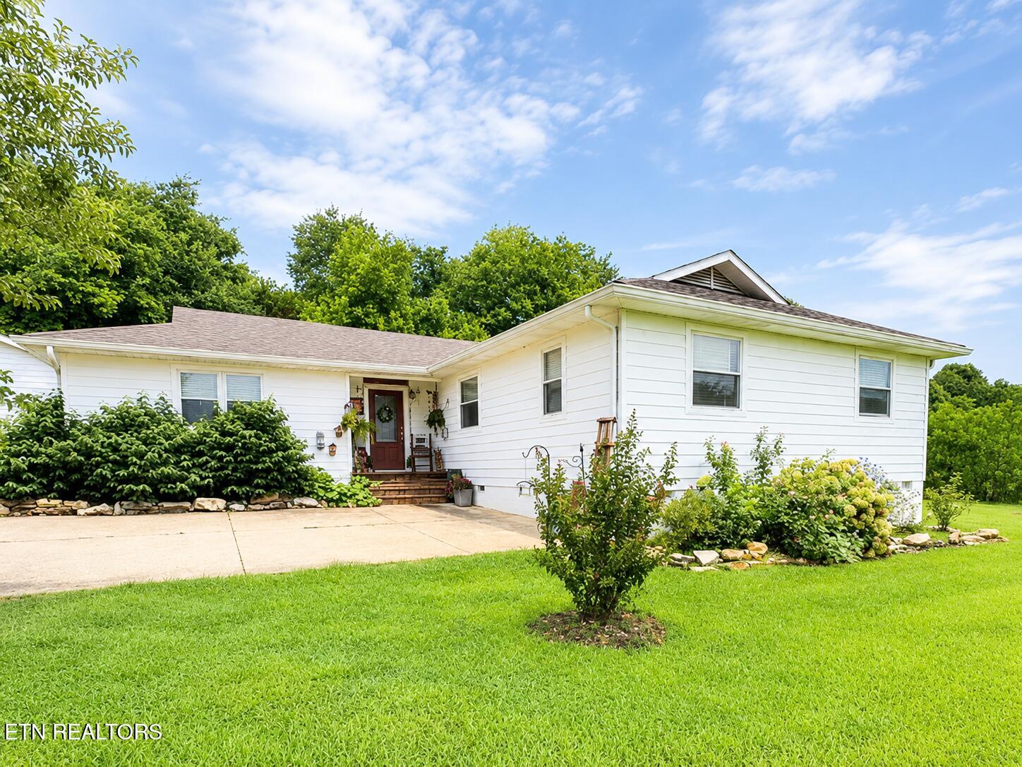 1674 Goodfield Rd