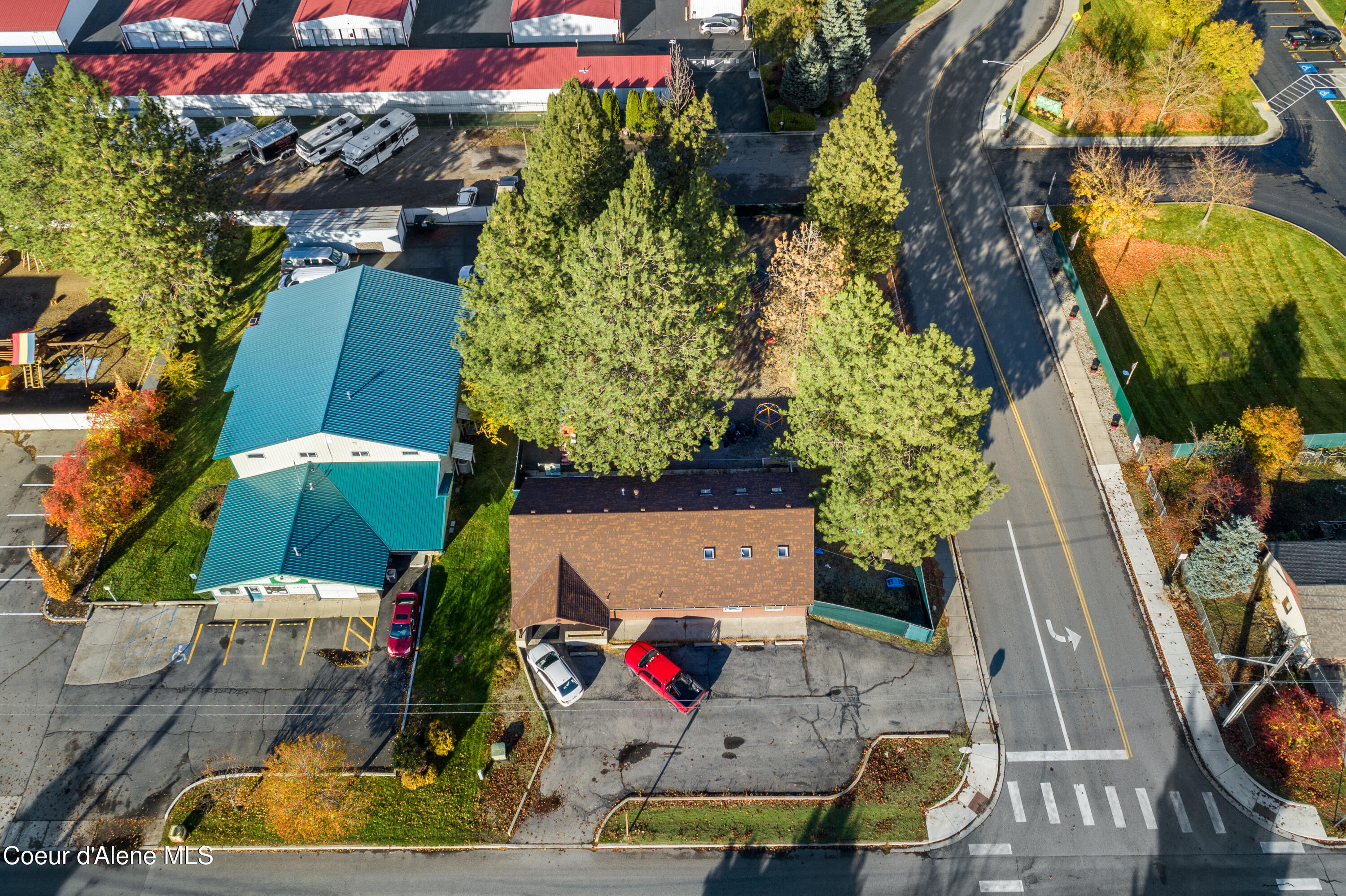 1461 E 3rd Ave