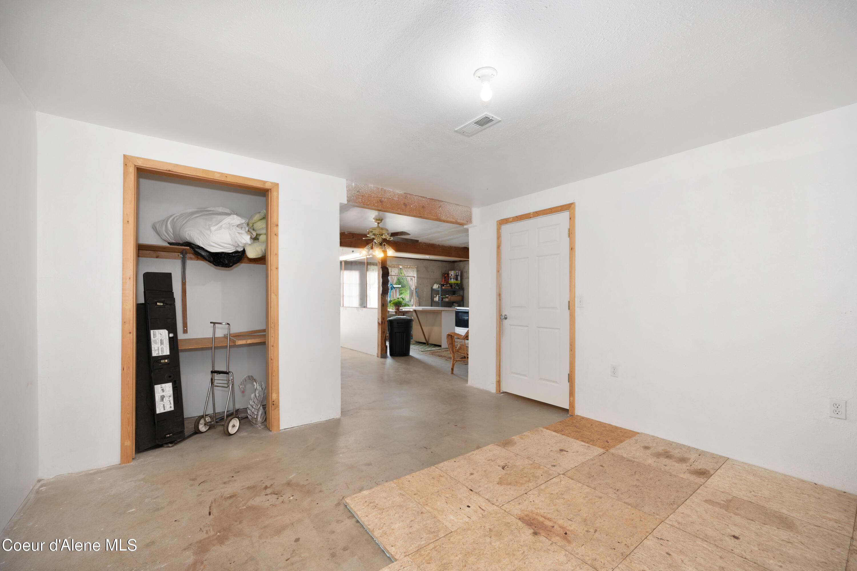 3132 Windfall Pass Rd
