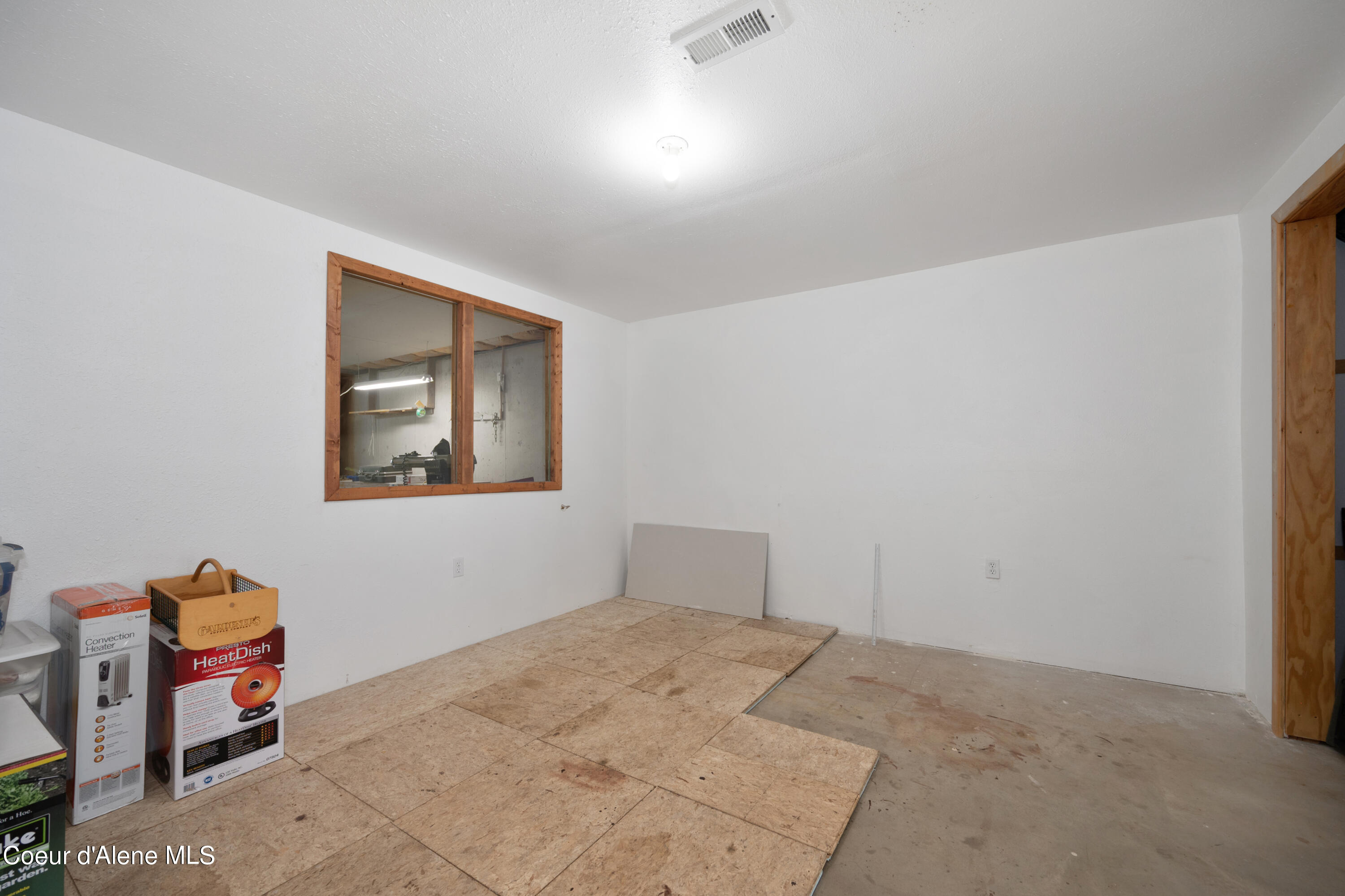 3132 Windfall Pass Rd