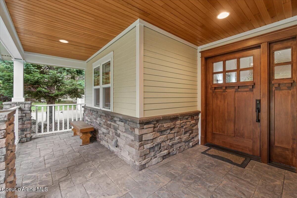 3210 E St. James