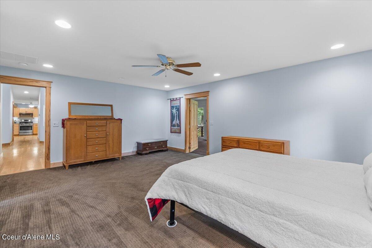 3210 E St. James