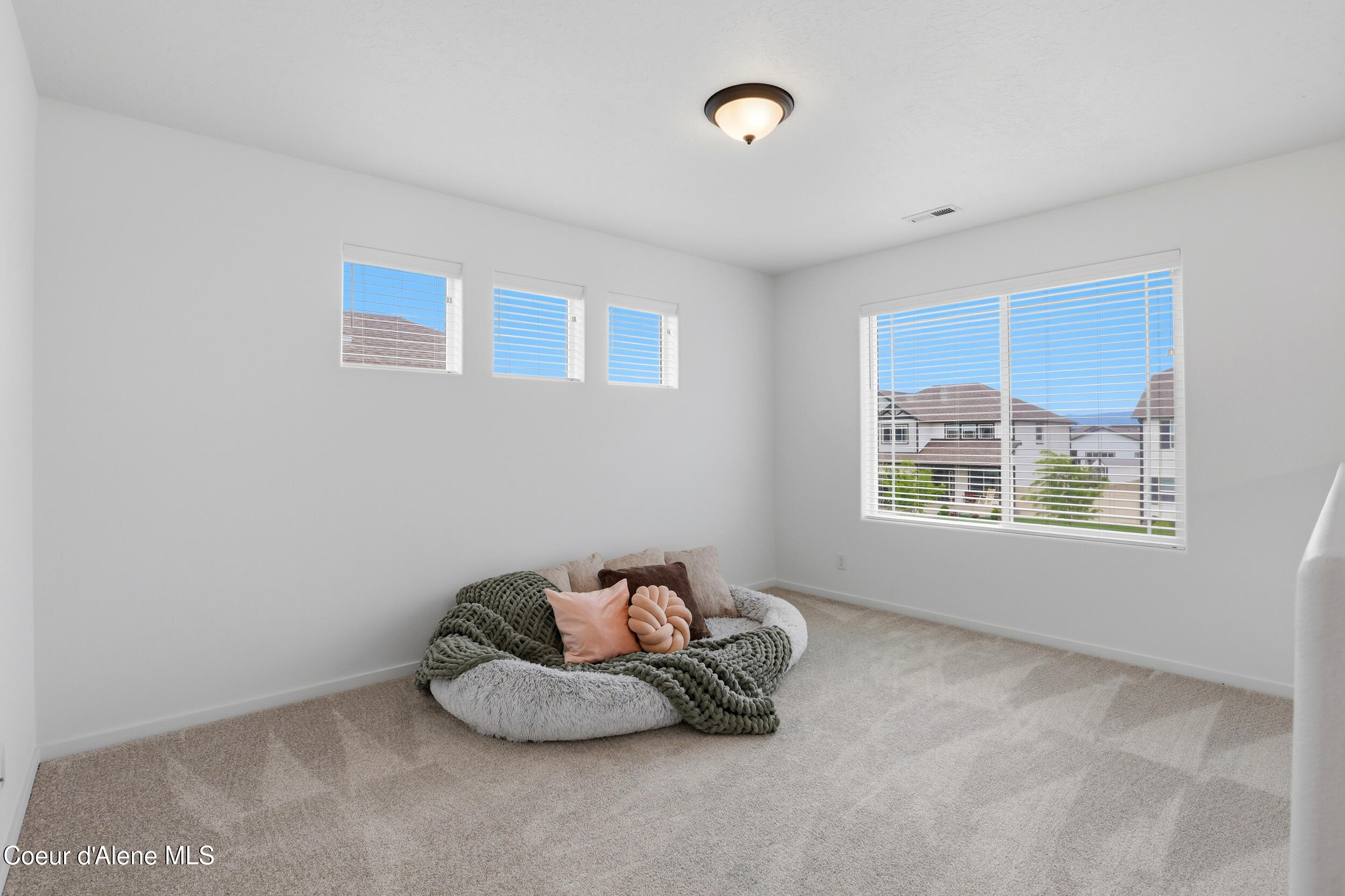 10482 N Belgrave Lp