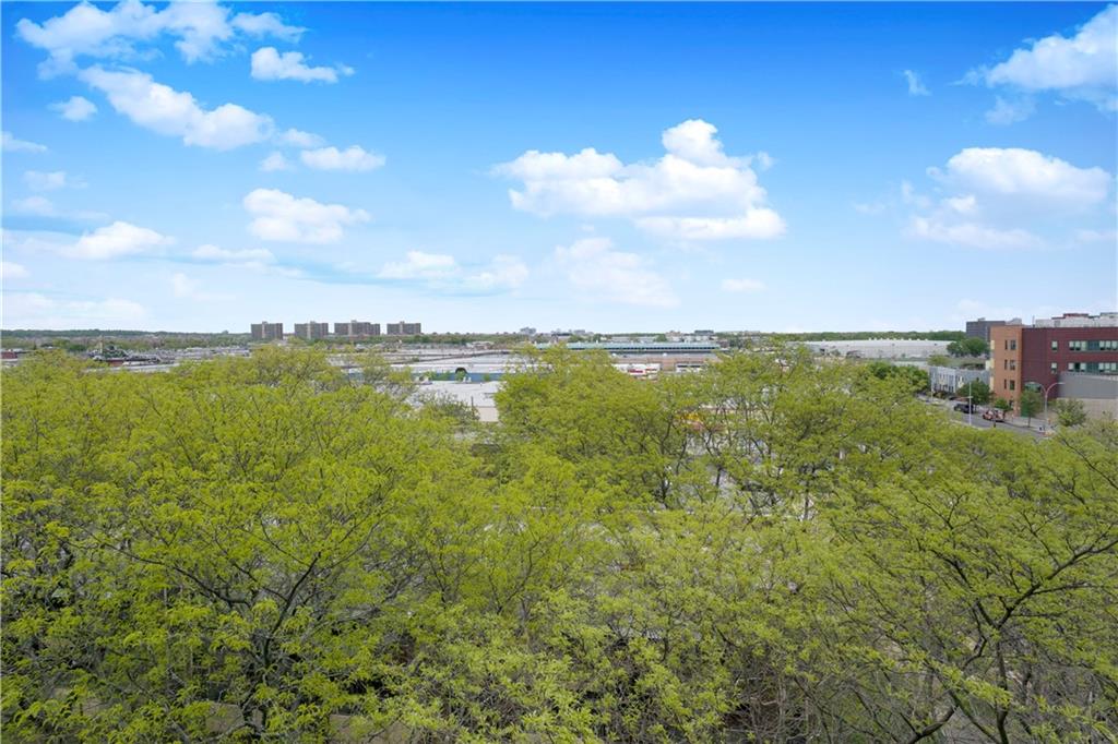 12421 Flatlands 7B