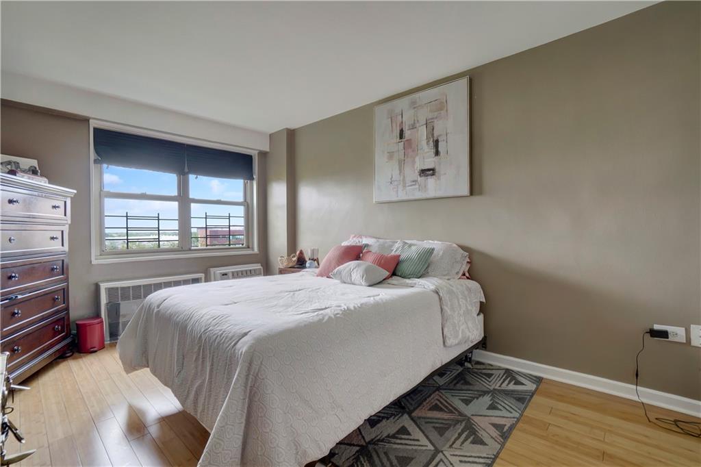 12421 Flatlands 7B