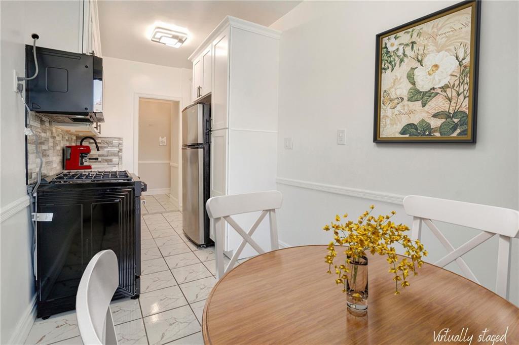 1560 East 18th Street 3B