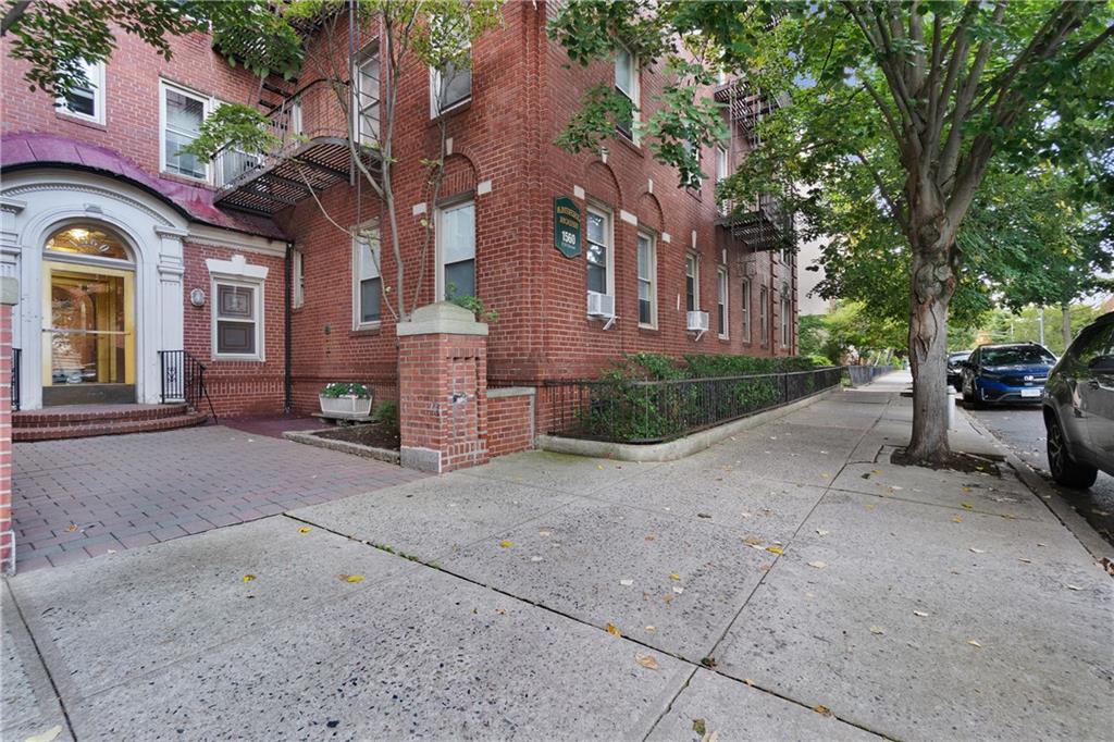1560 East 18th Street 6A