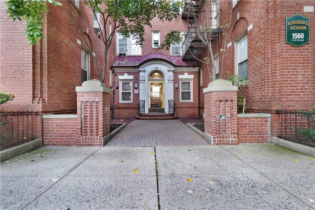 1560 East 18th Street 6A