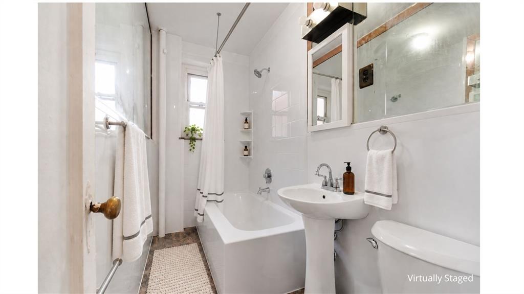 1560 East 18th Street 6A