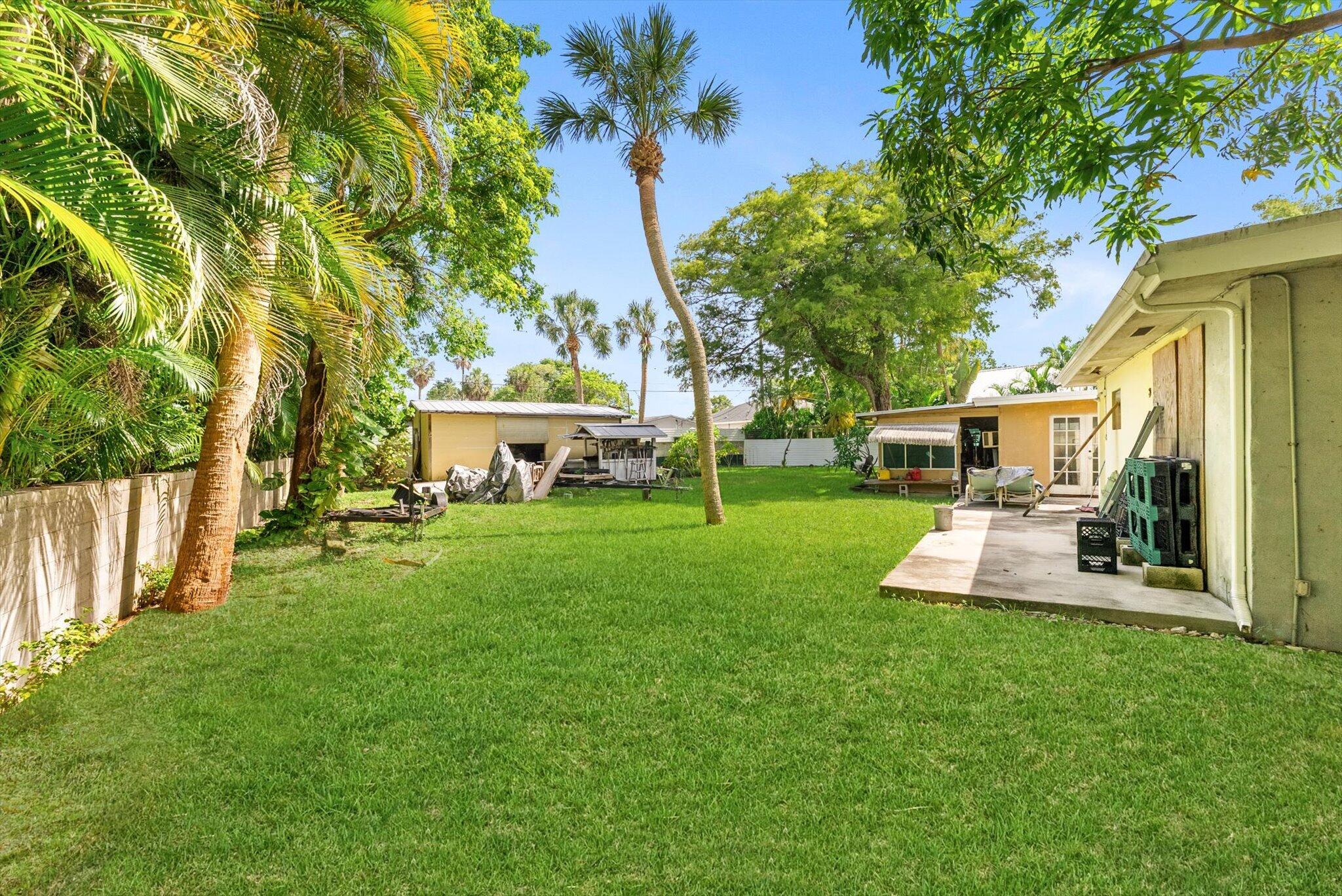 330 NW 32nd Court