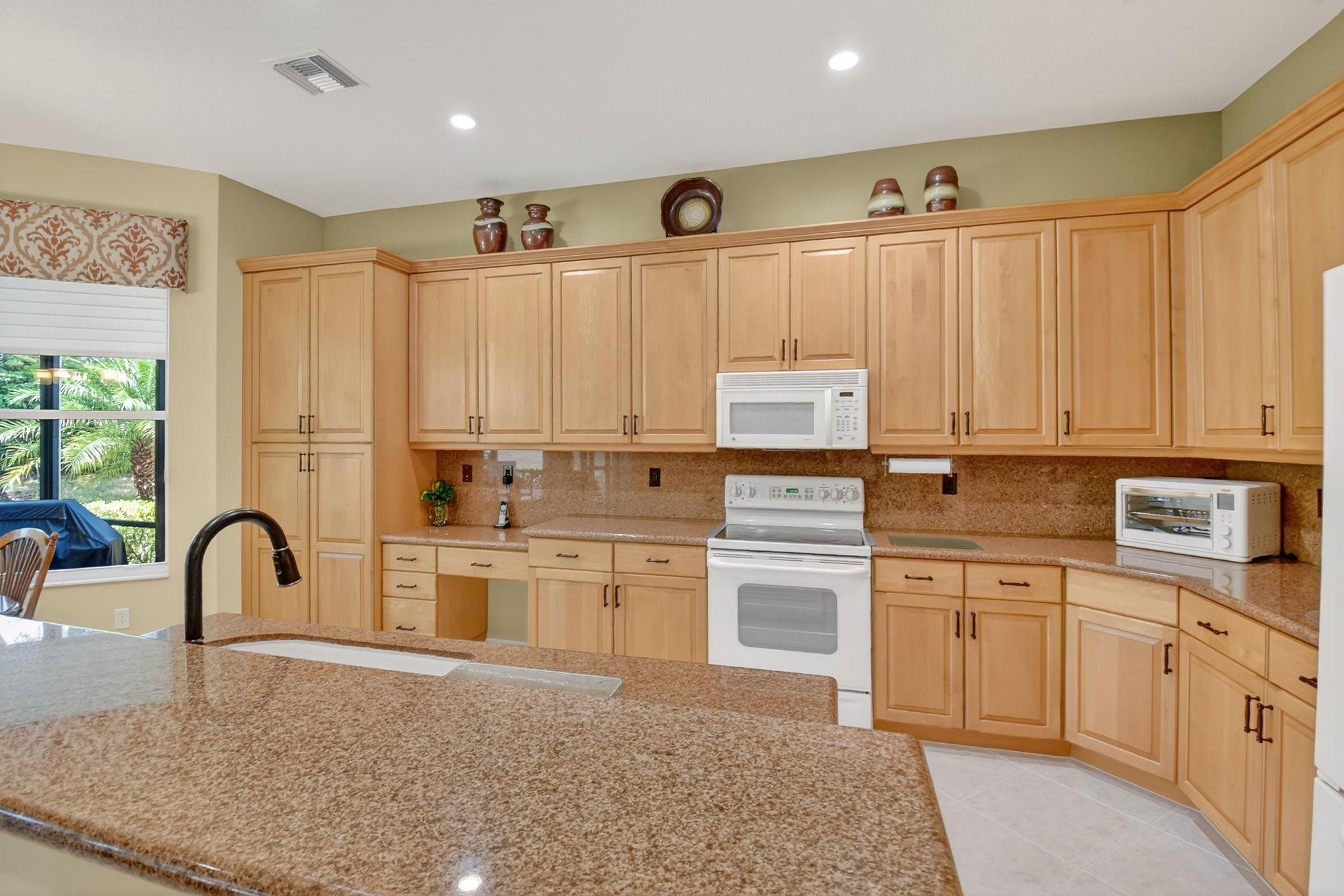 8183 Playa Del Sur Blvd