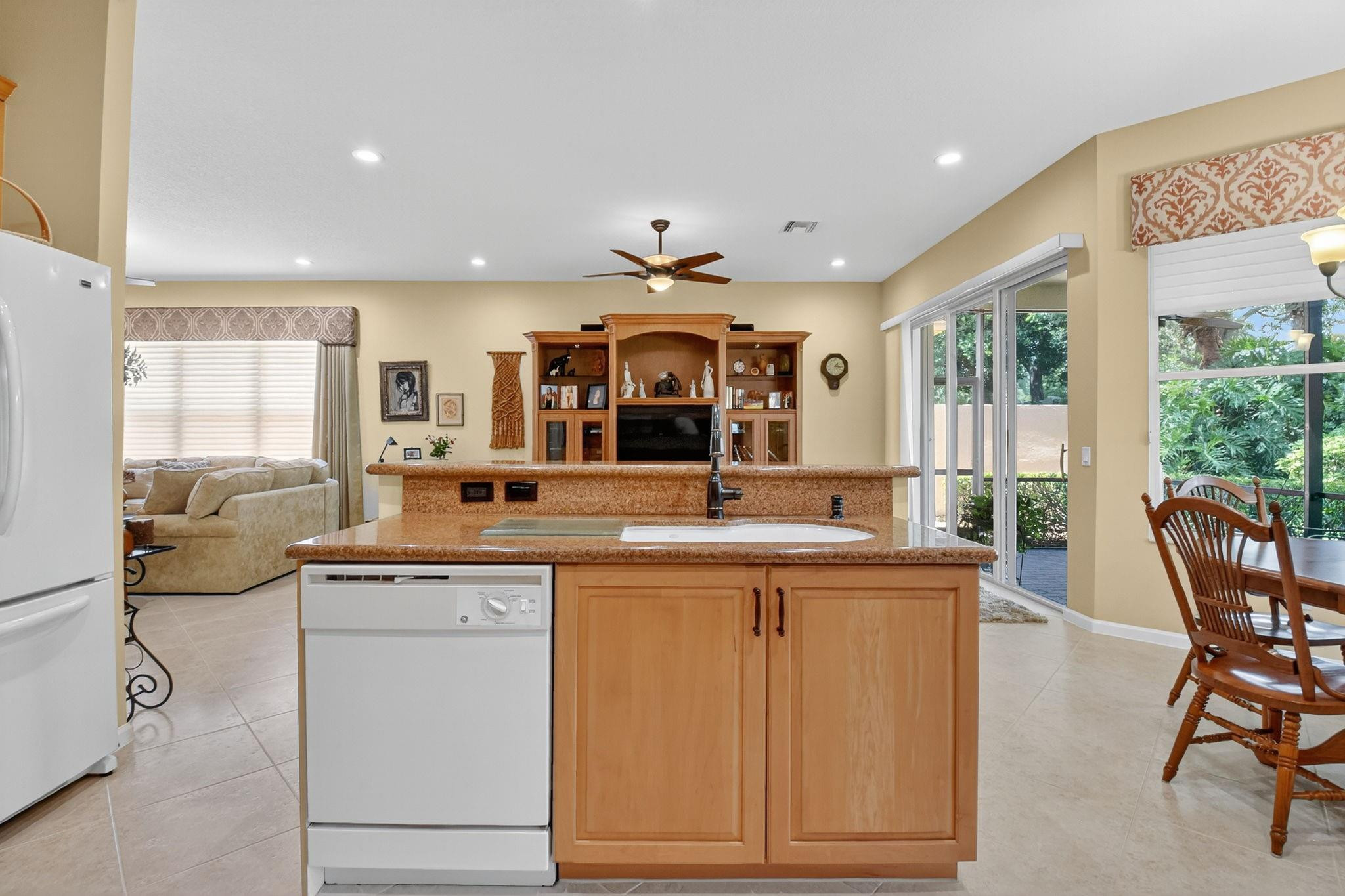 8183 Playa Del Sur Blvd