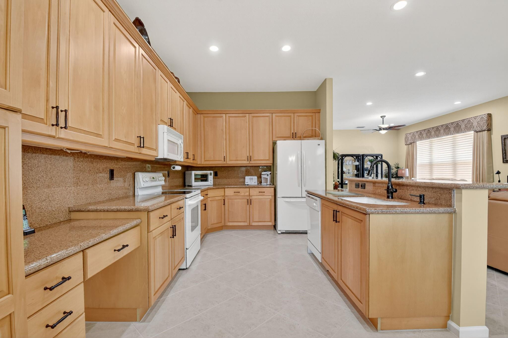 8183 Playa Del Sur Blvd