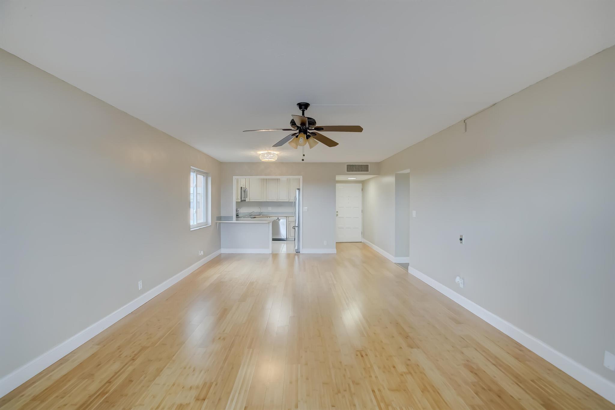 3301 Spanish Moss Terrace 607