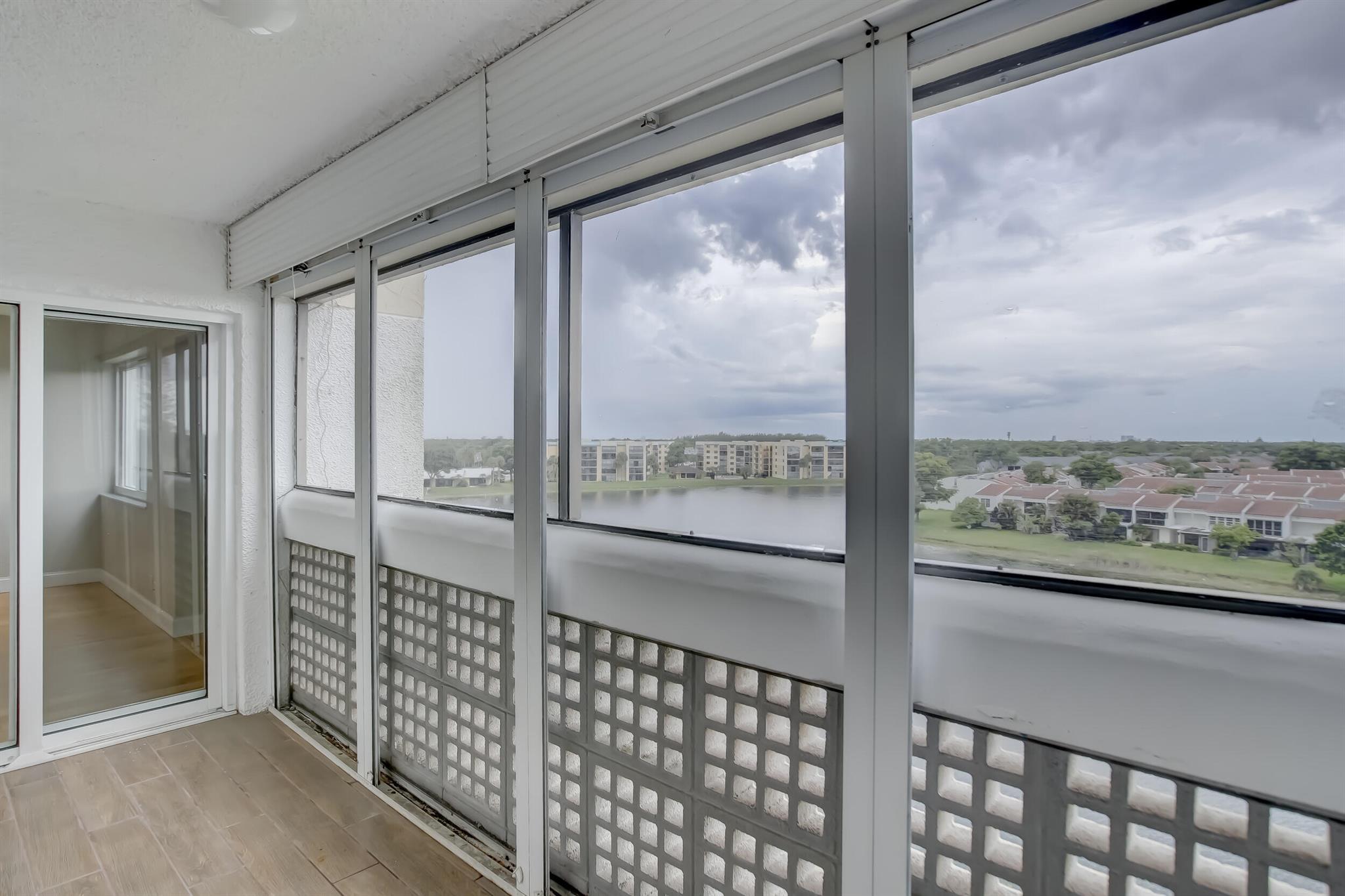 3301 Spanish Moss Terrace 607