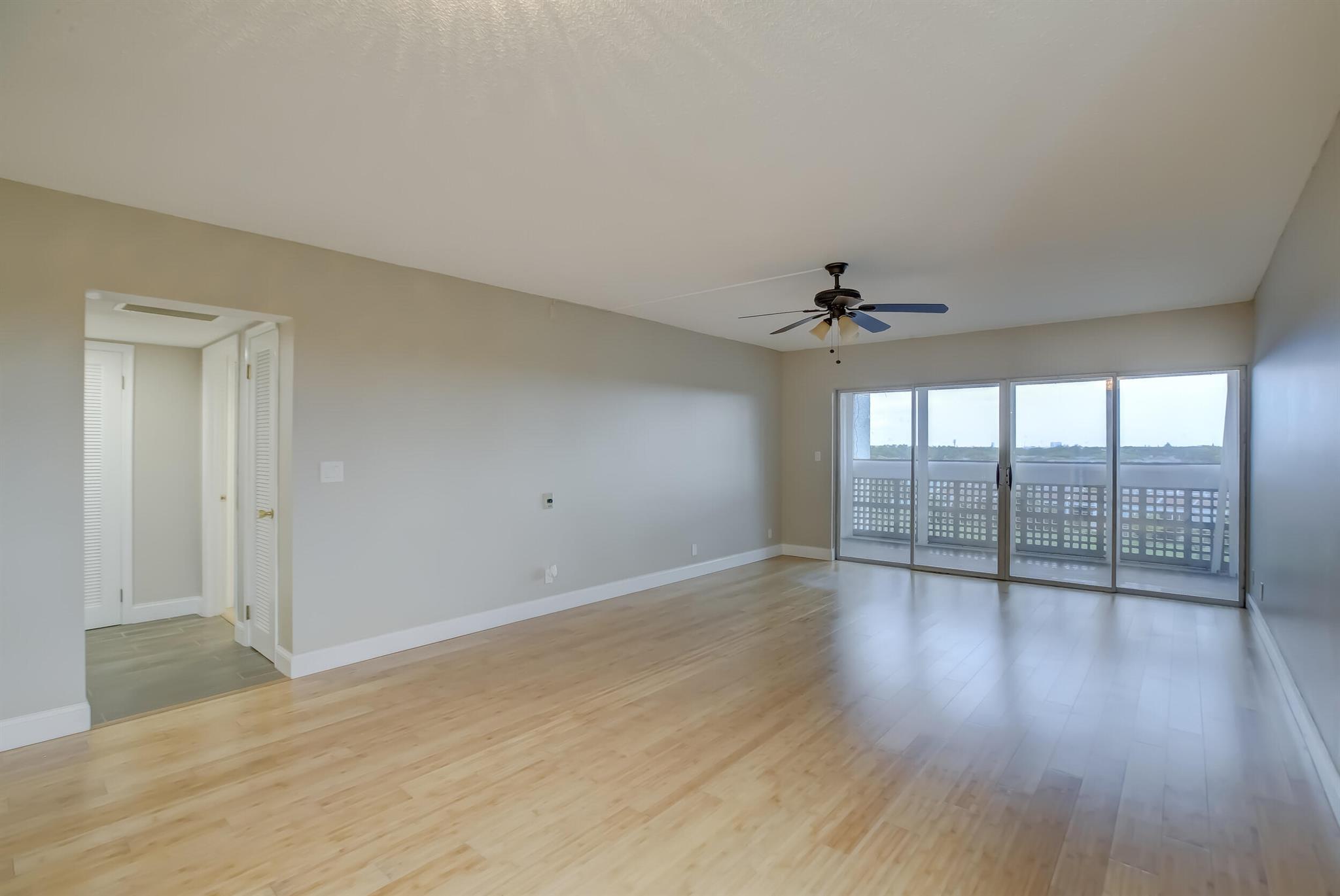 3301 Spanish Moss Terrace 607