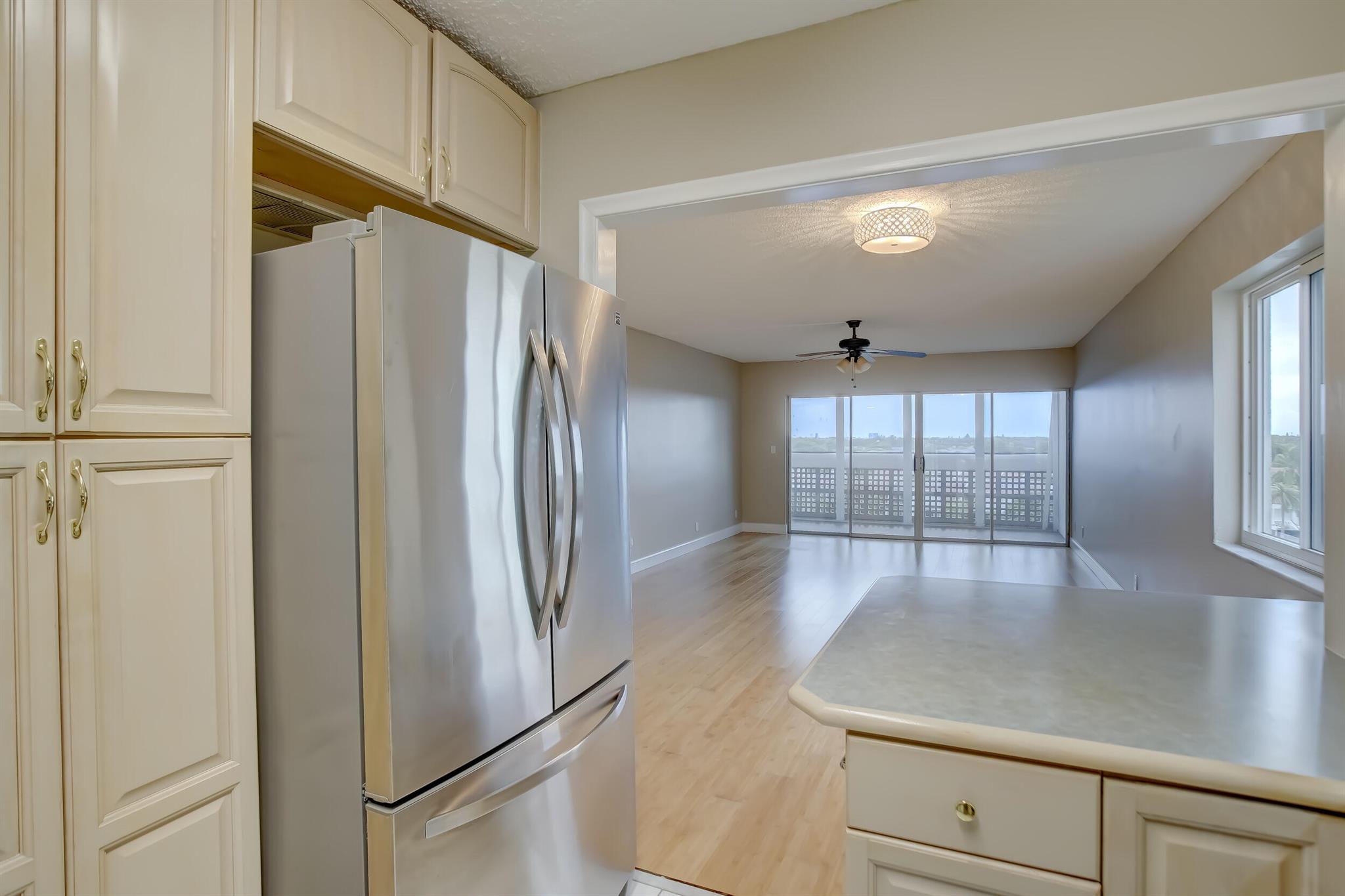 3301 Spanish Moss Terrace 607