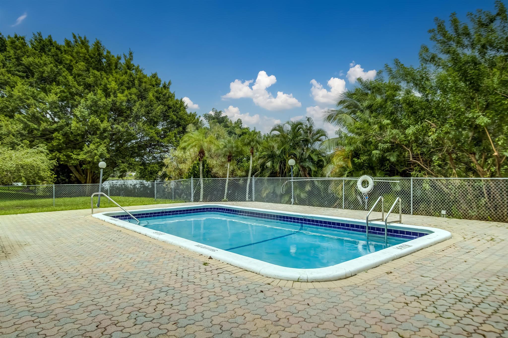 3301 Spanish Moss Terrace 607