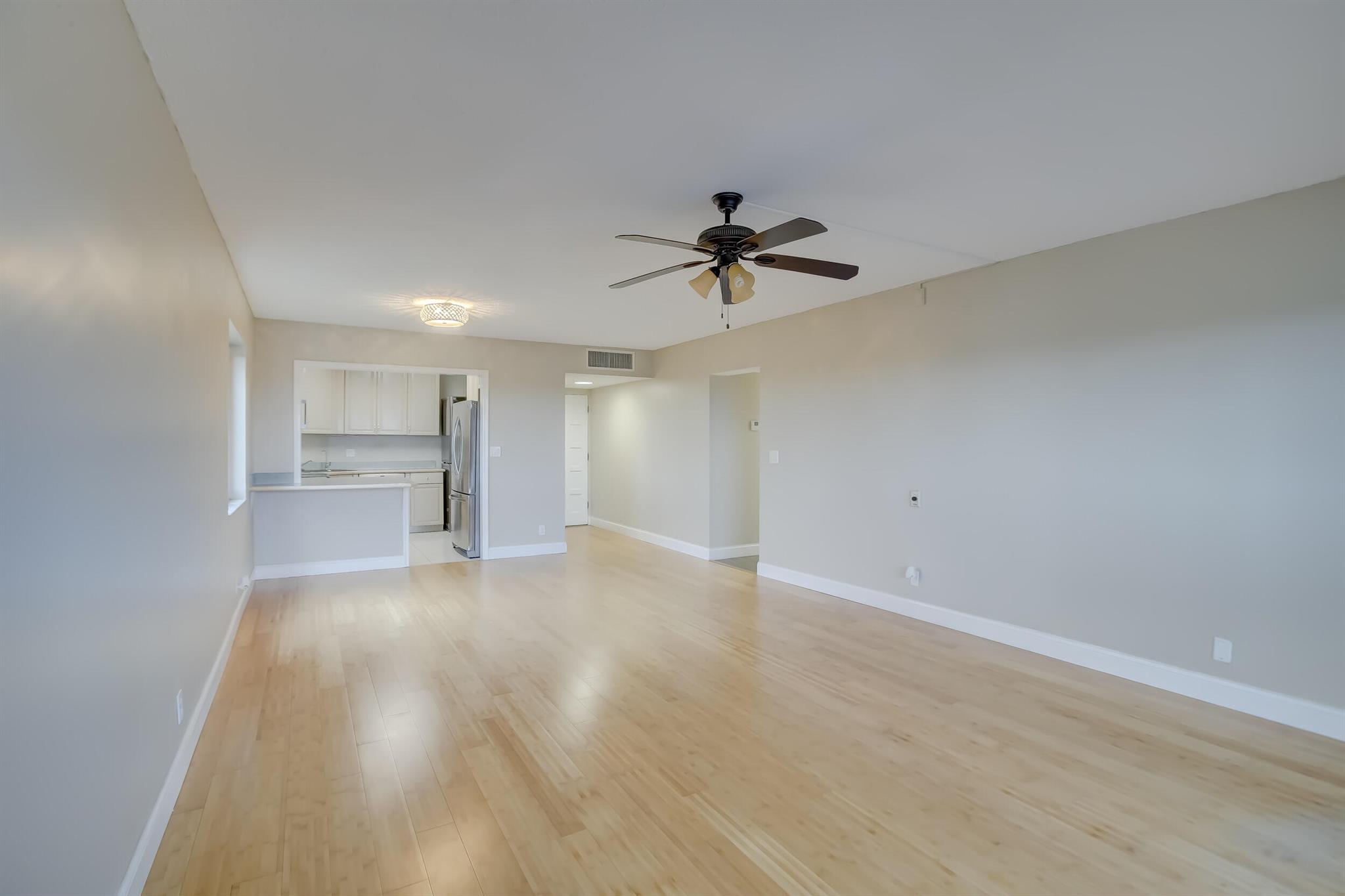 3301 Spanish Moss Terrace 607