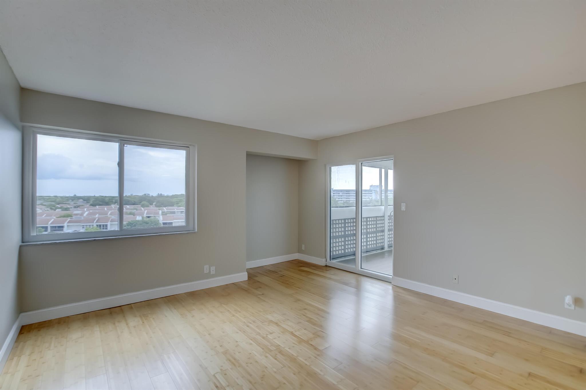 3301 Spanish Moss Terrace 607