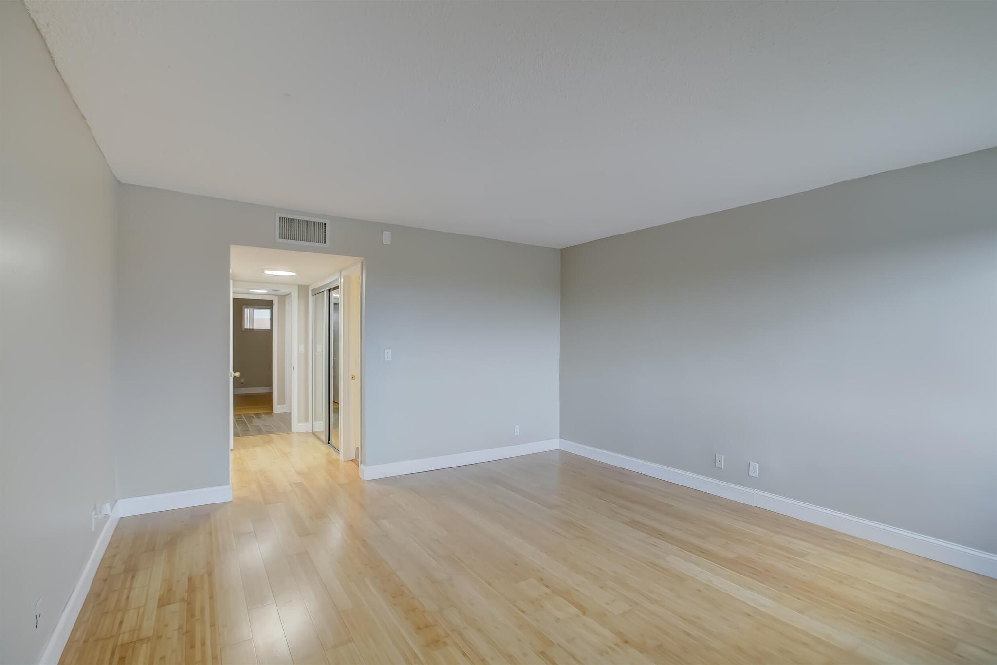 3301 Spanish Moss Terrace 607