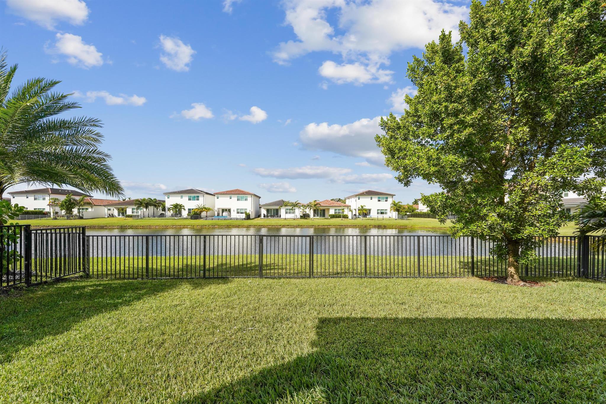 4805 Saddle Ranch Road