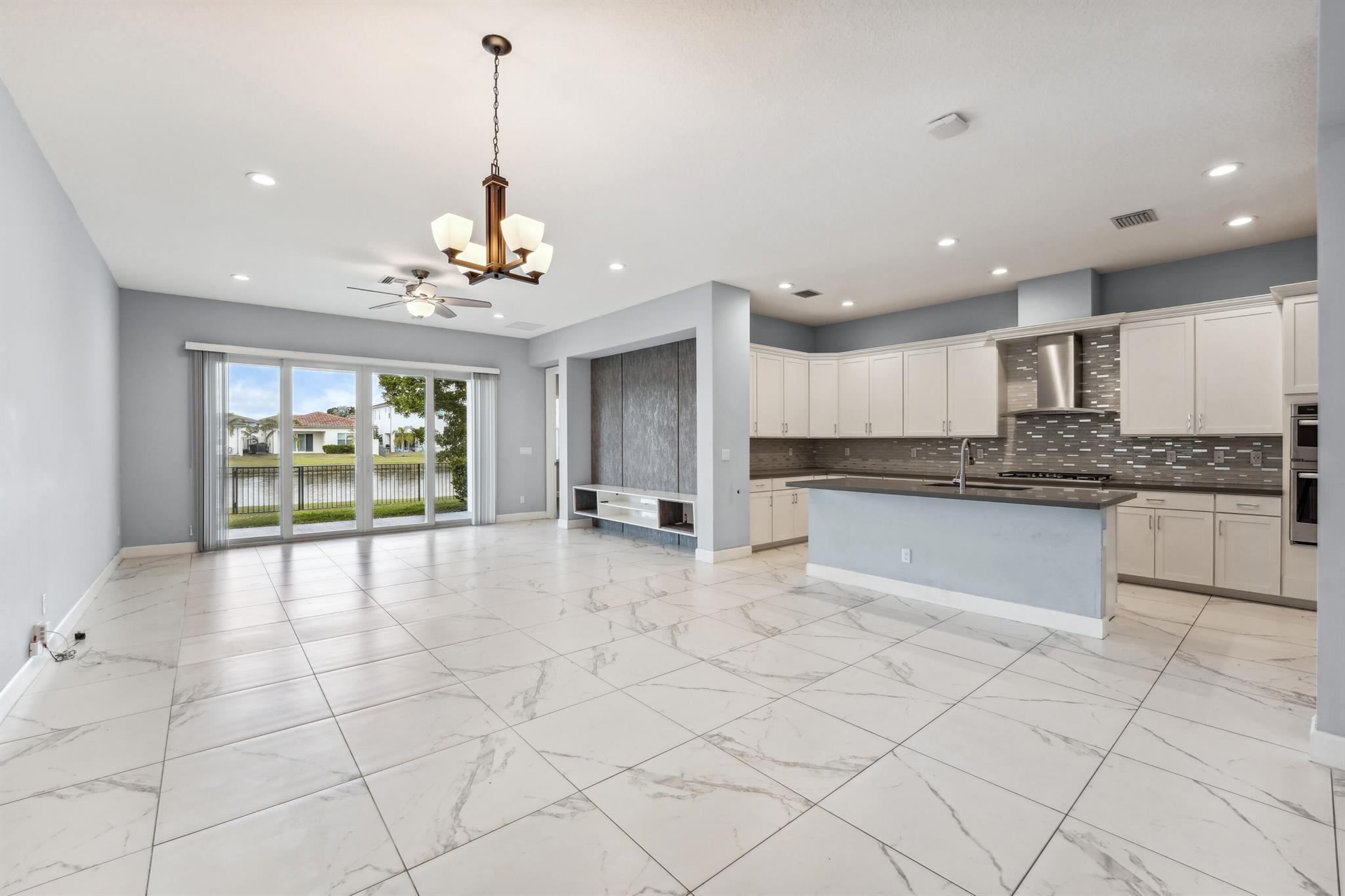 4805 Saddle Ranch Road