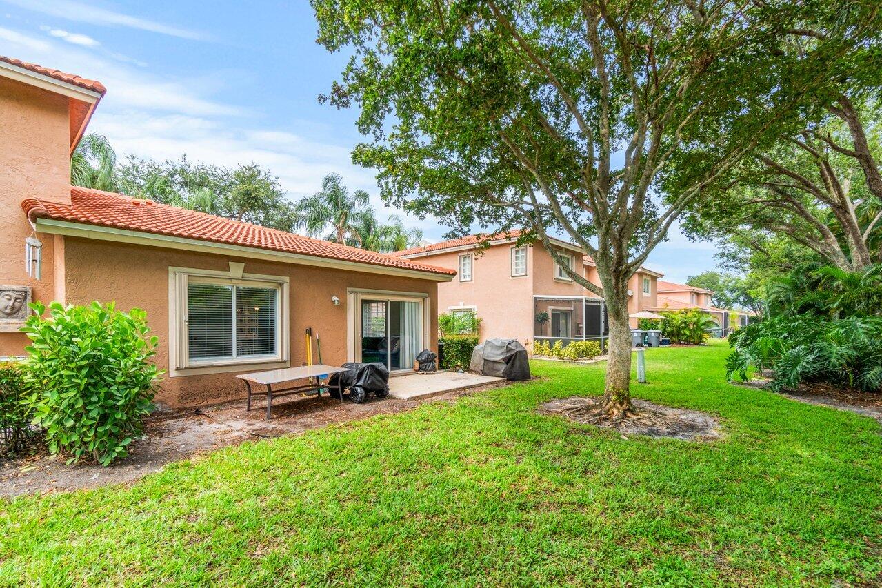 9906 Kamena Circle