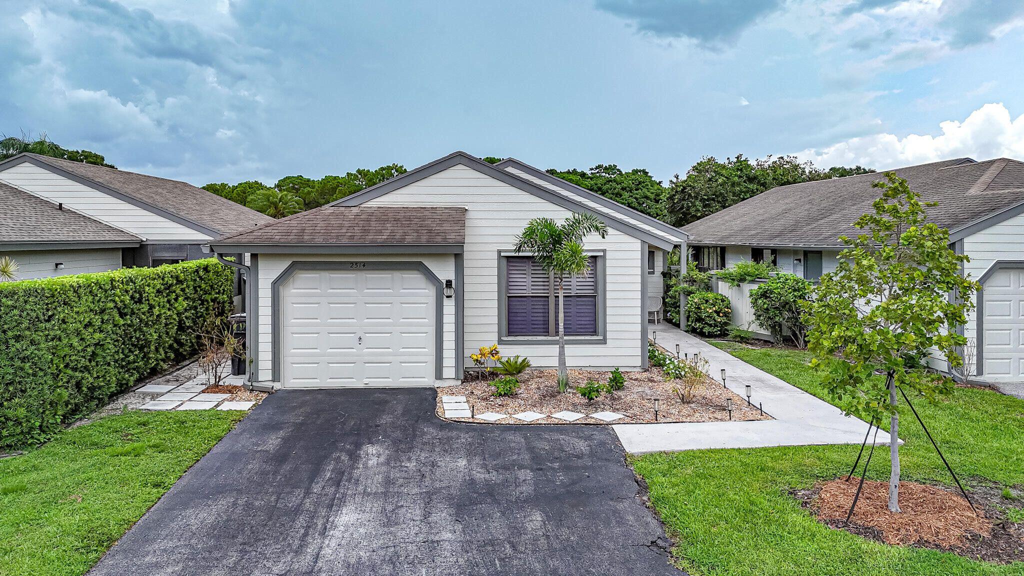 2514 Bedford Mews Drive