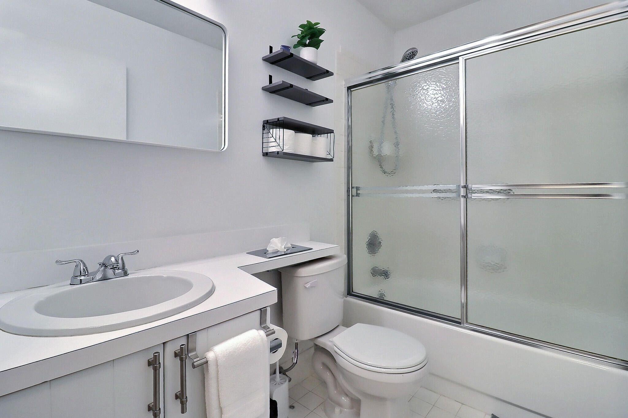 2514 Bedford Mews Drive