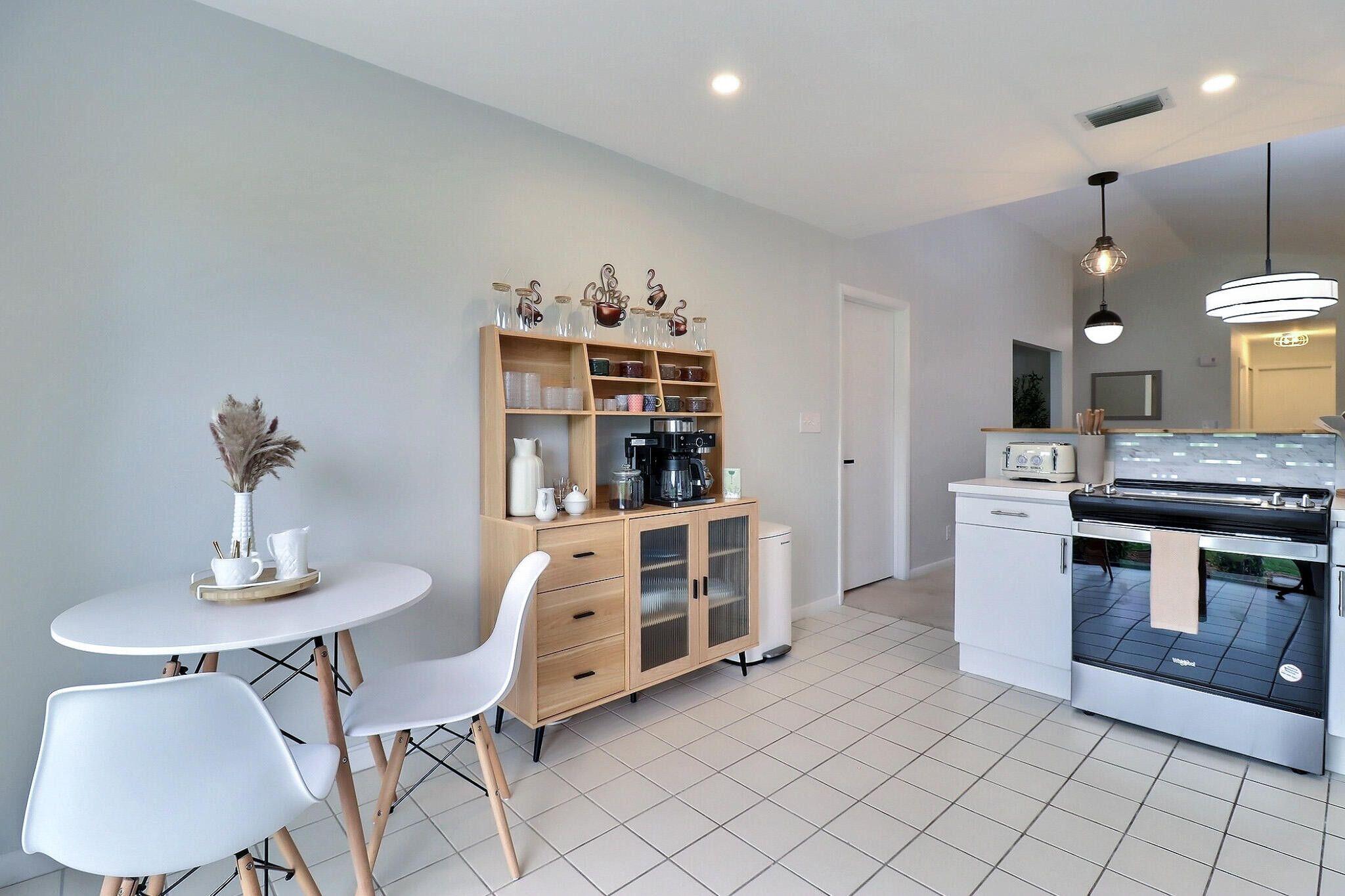 2514 Bedford Mews Drive
