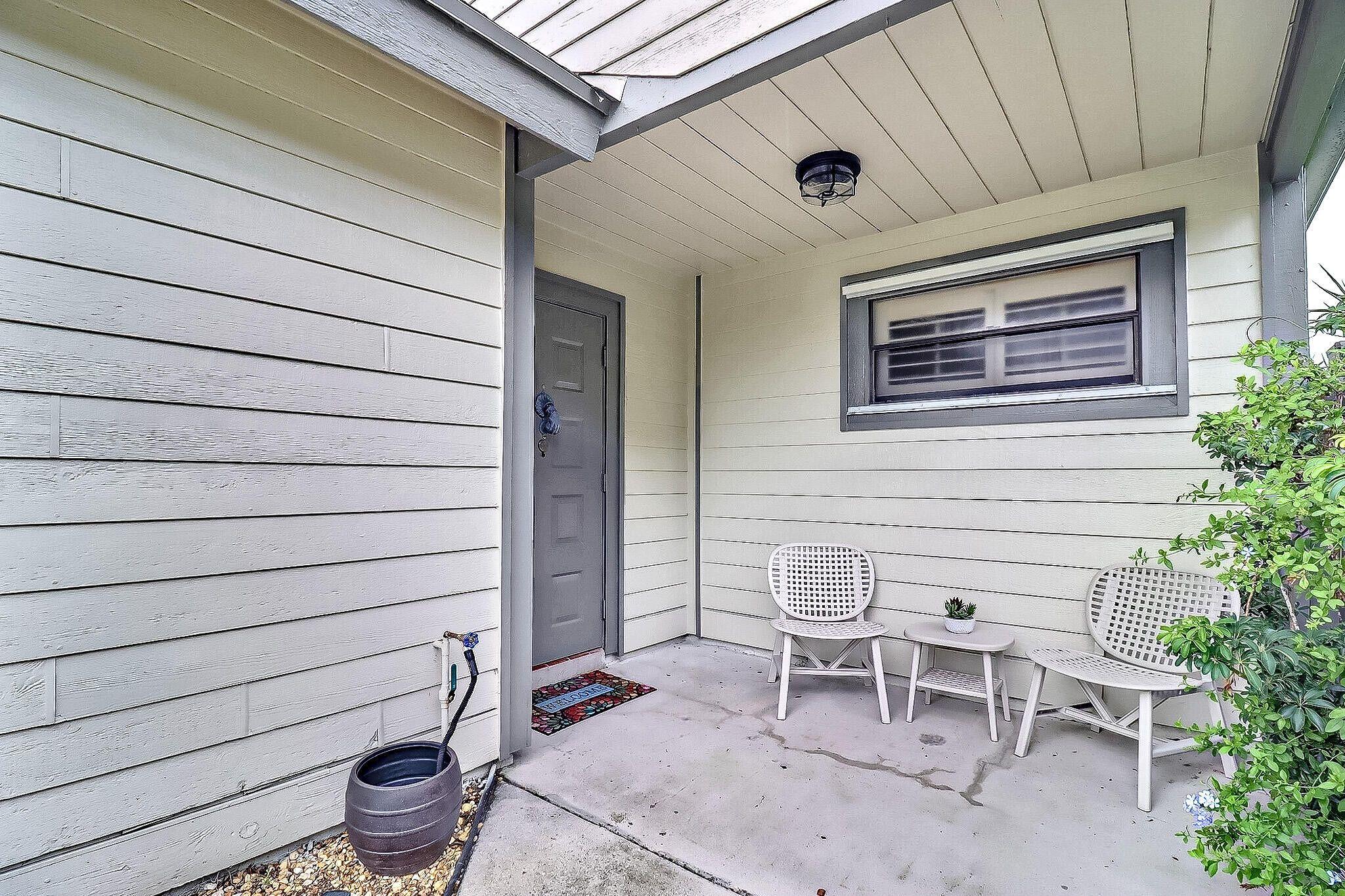 2514 Bedford Mews Drive