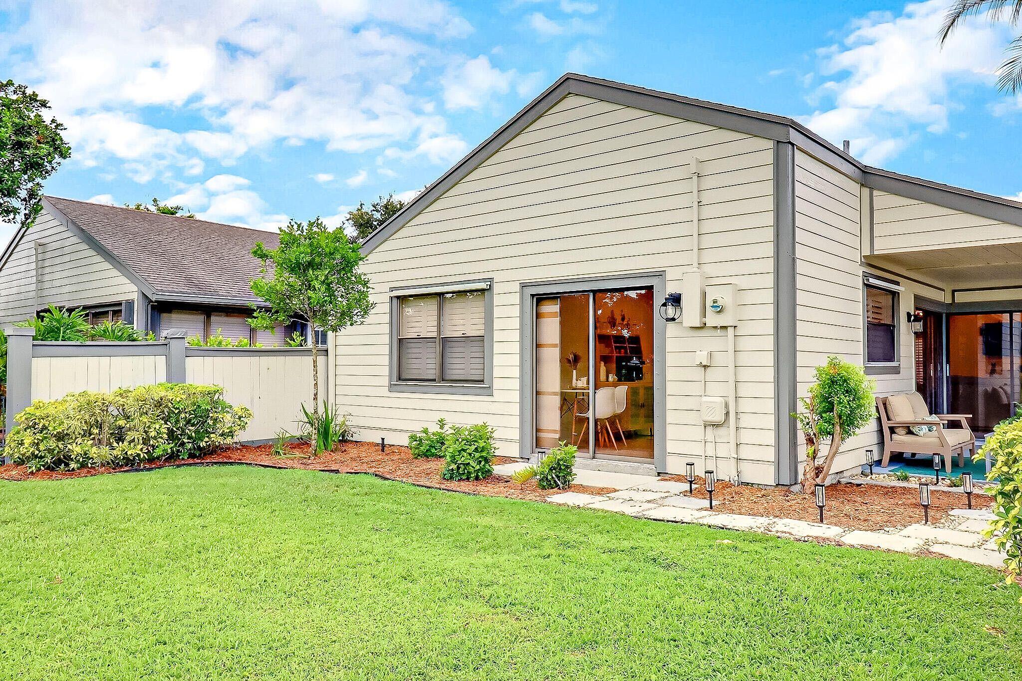 2514 Bedford Mews Drive