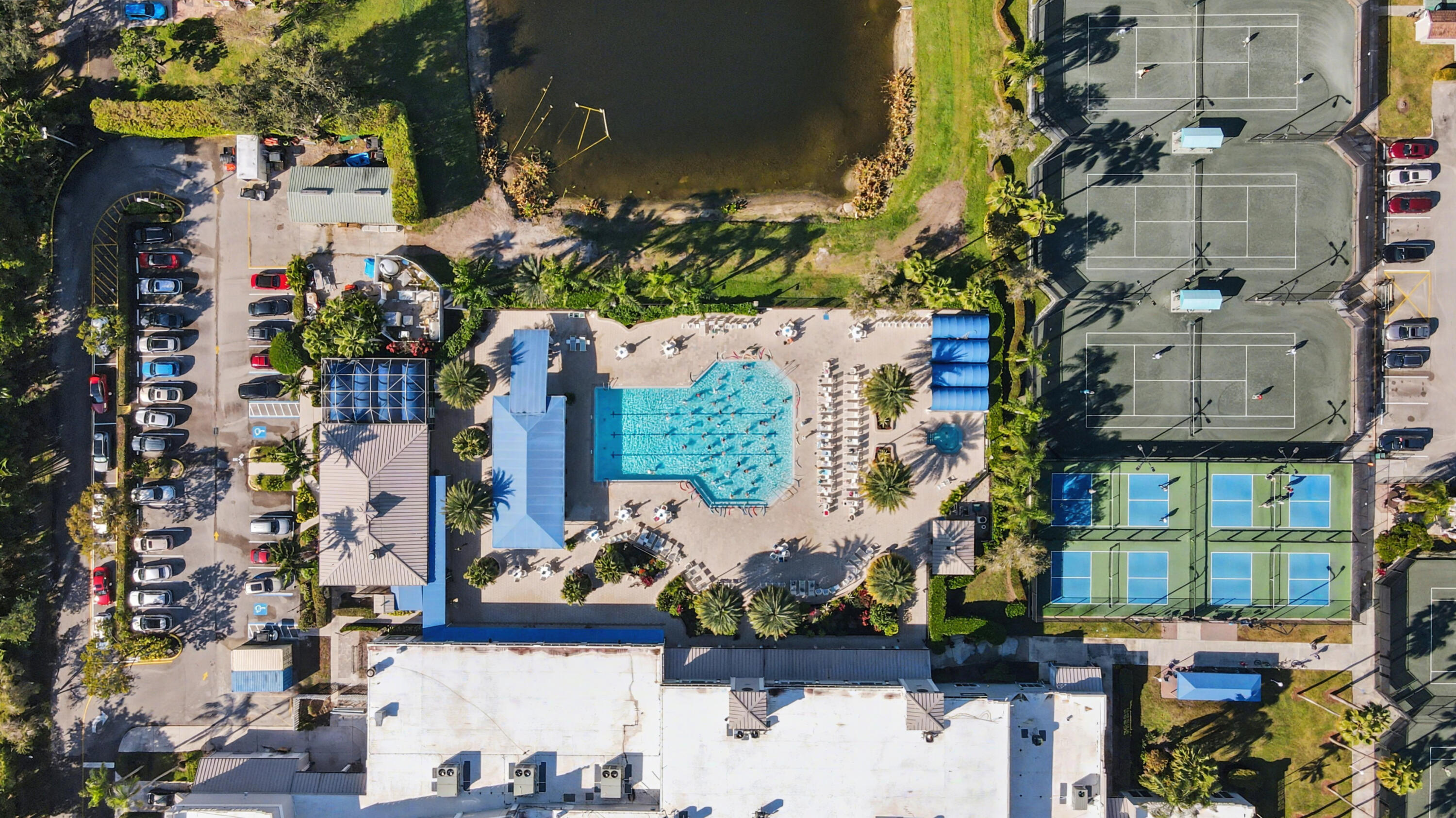 9879 Harbour Lake Circle
