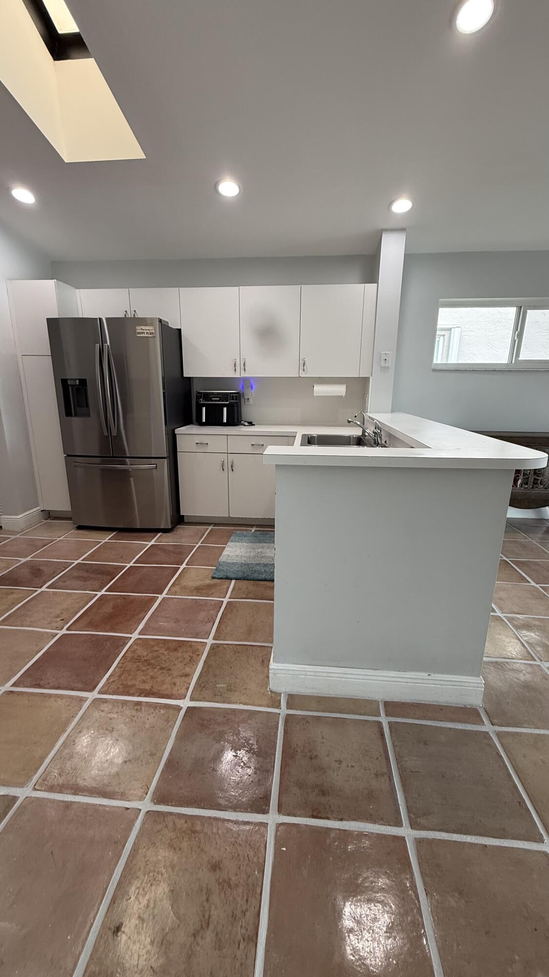 9879 Harbour Lake Circle