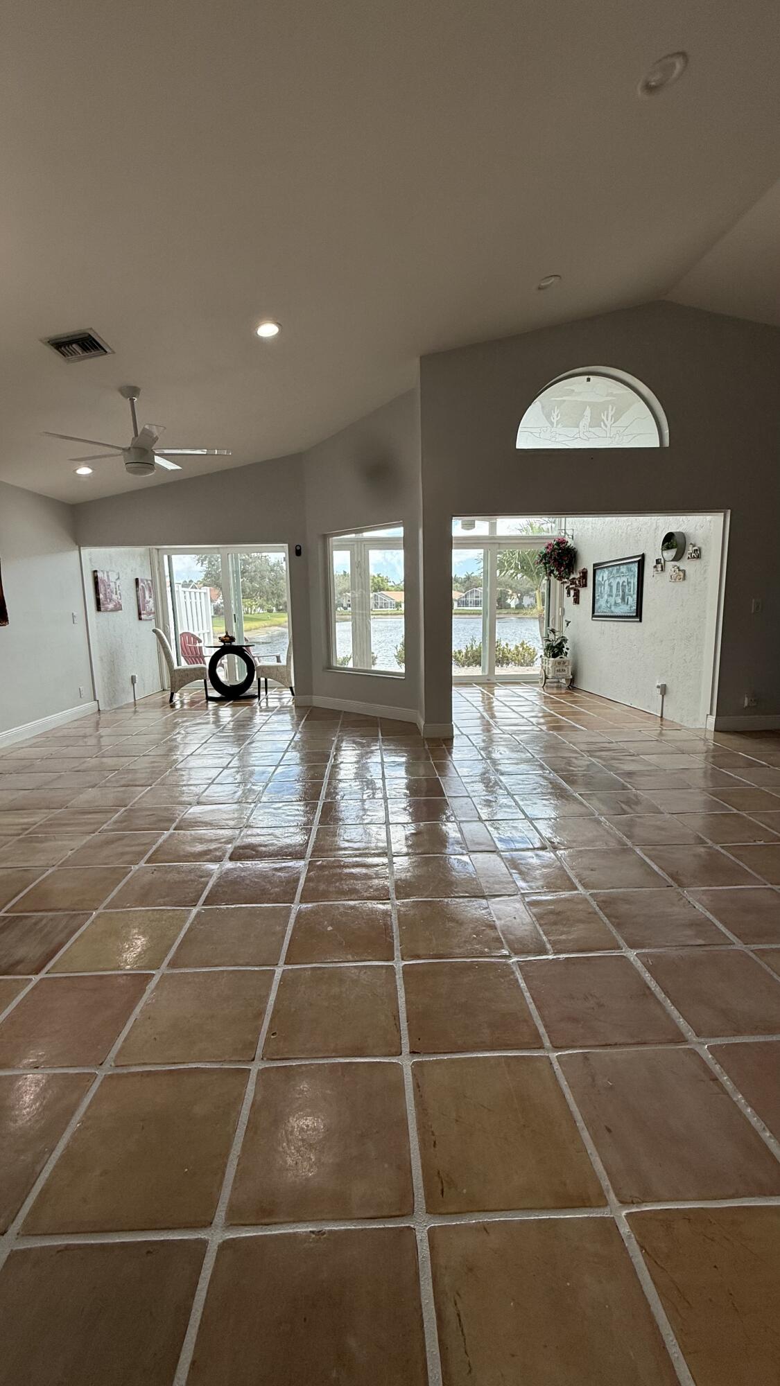 9879 Harbour Lake Circle