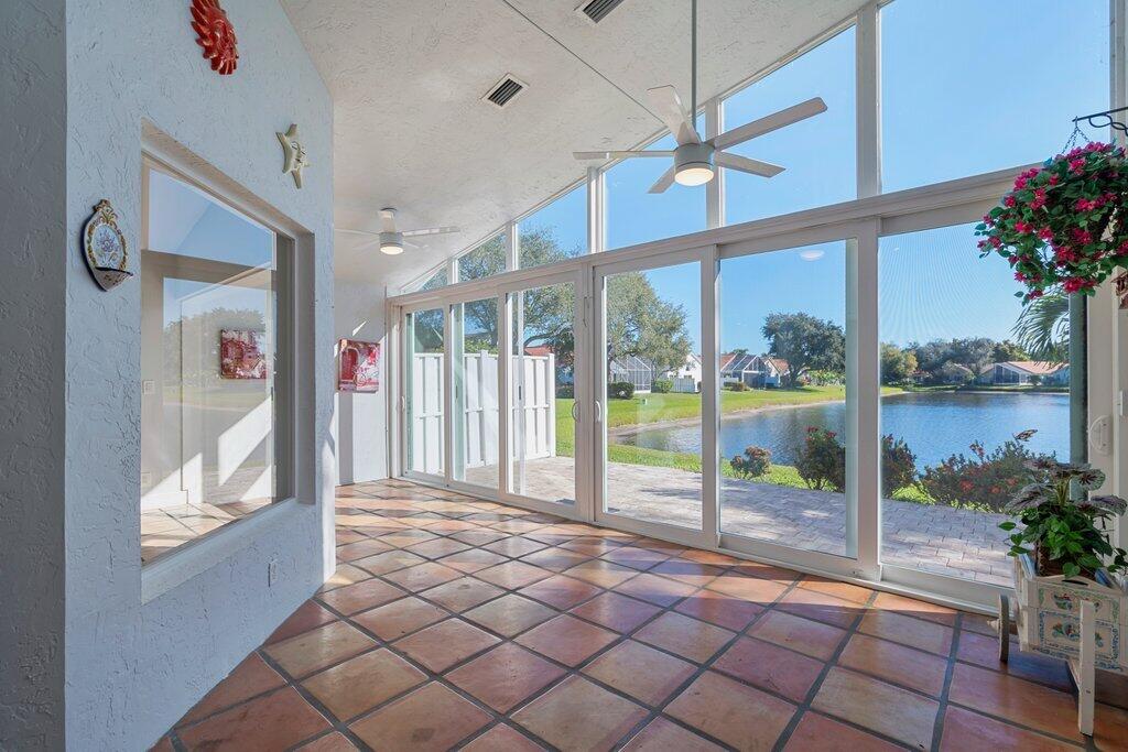 9879 Harbour Lake Circle
