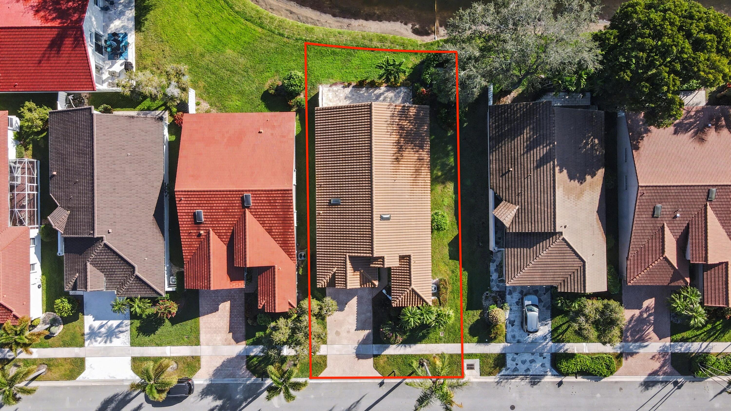 9879 Harbour Lake Circle