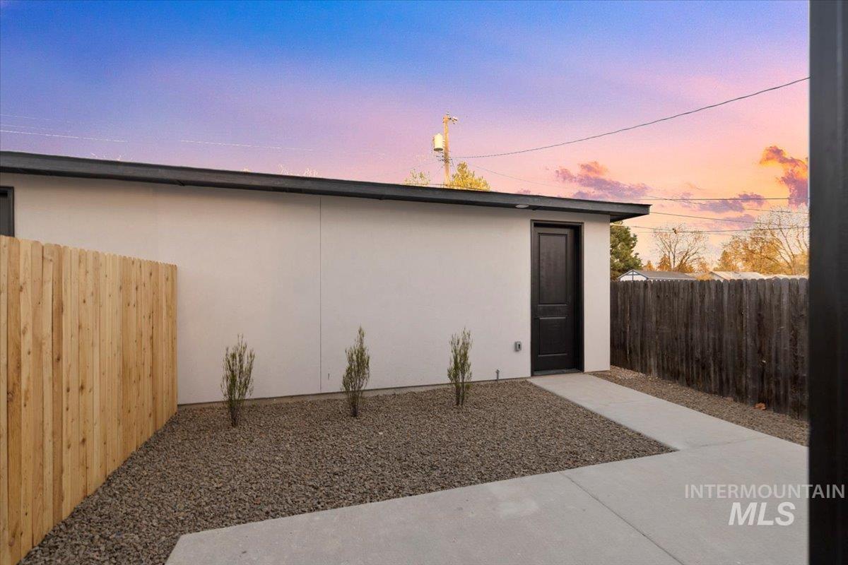 1420 Longmont Ave