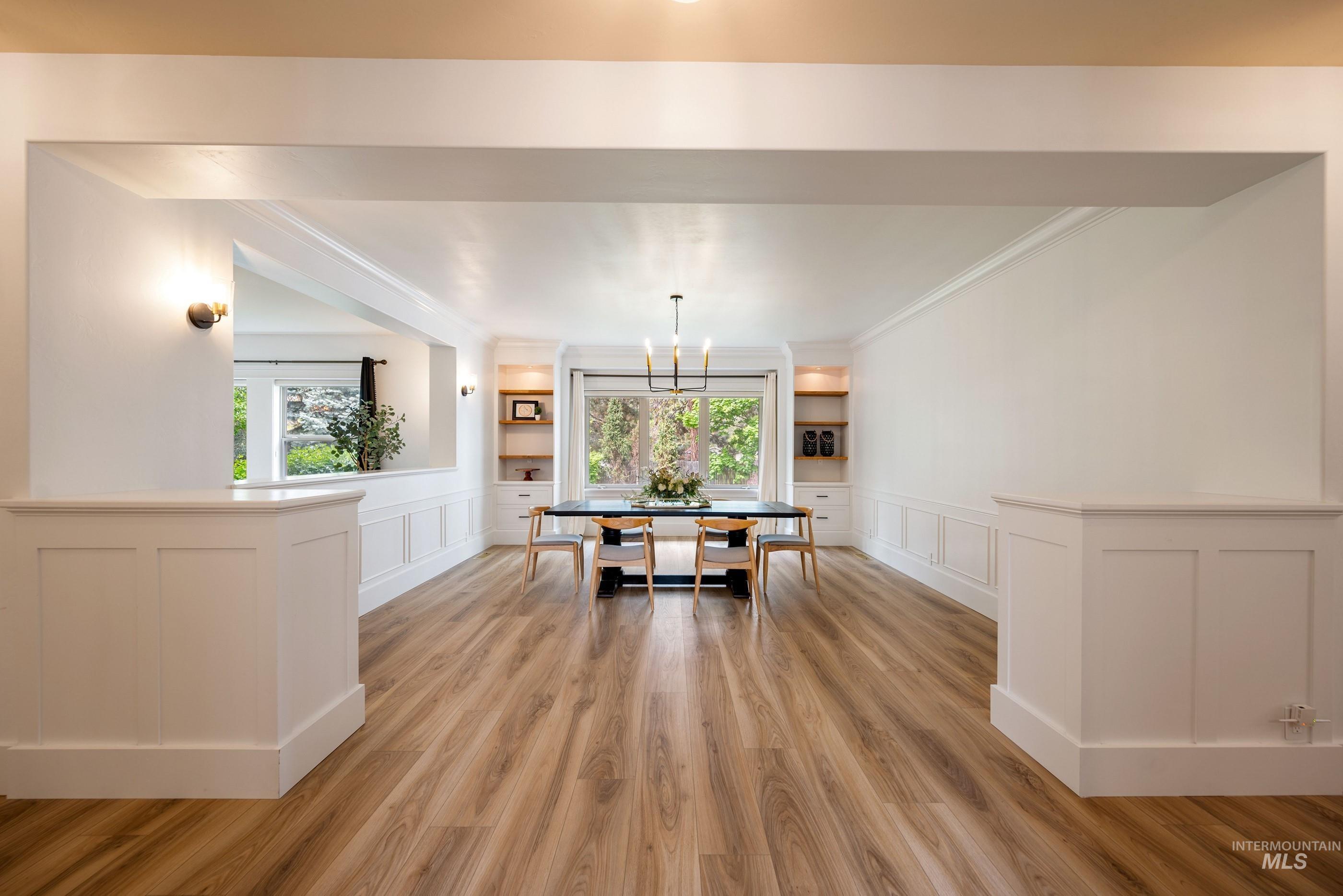 2749 S White Castle Avenue