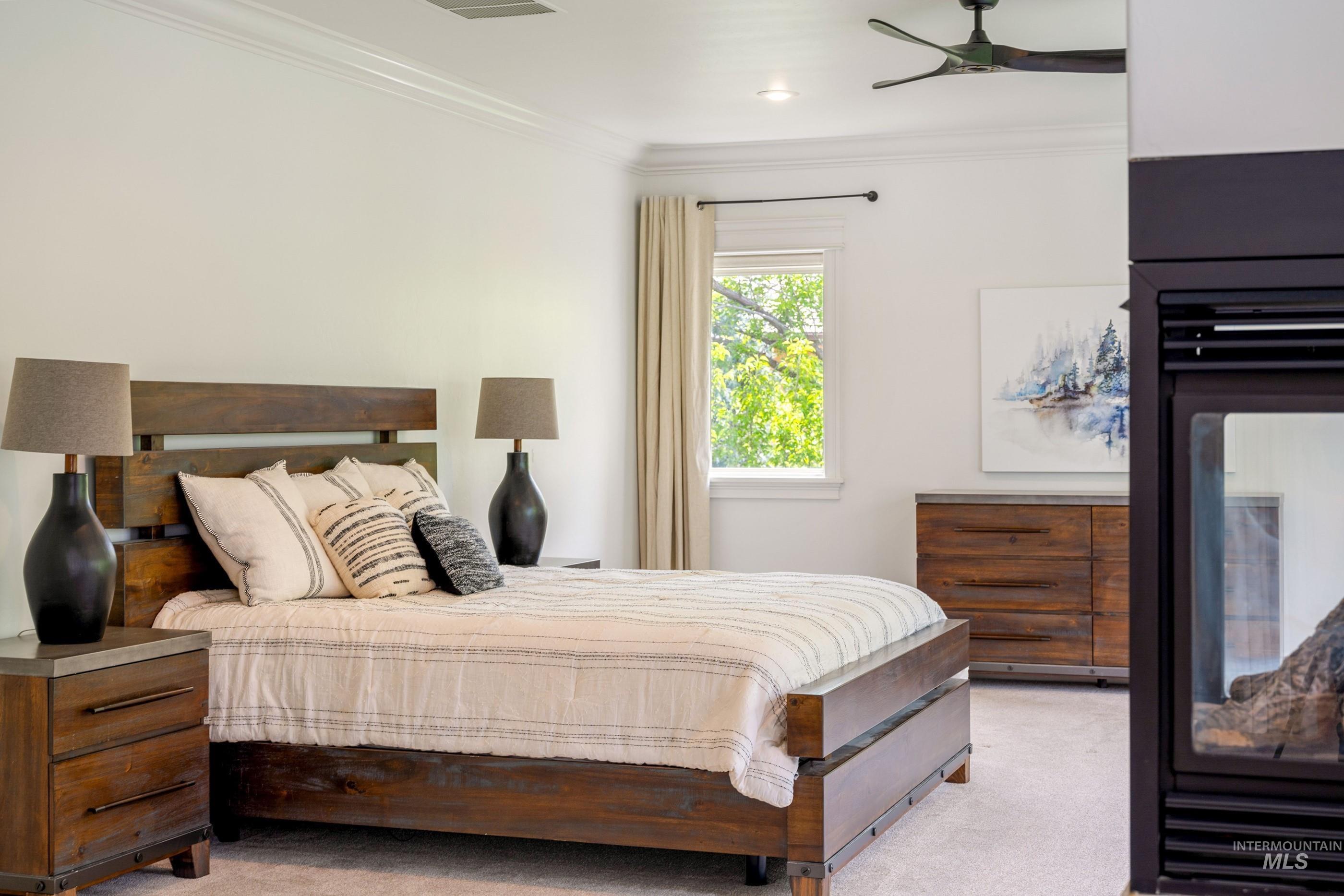 2749 S White Castle Avenue