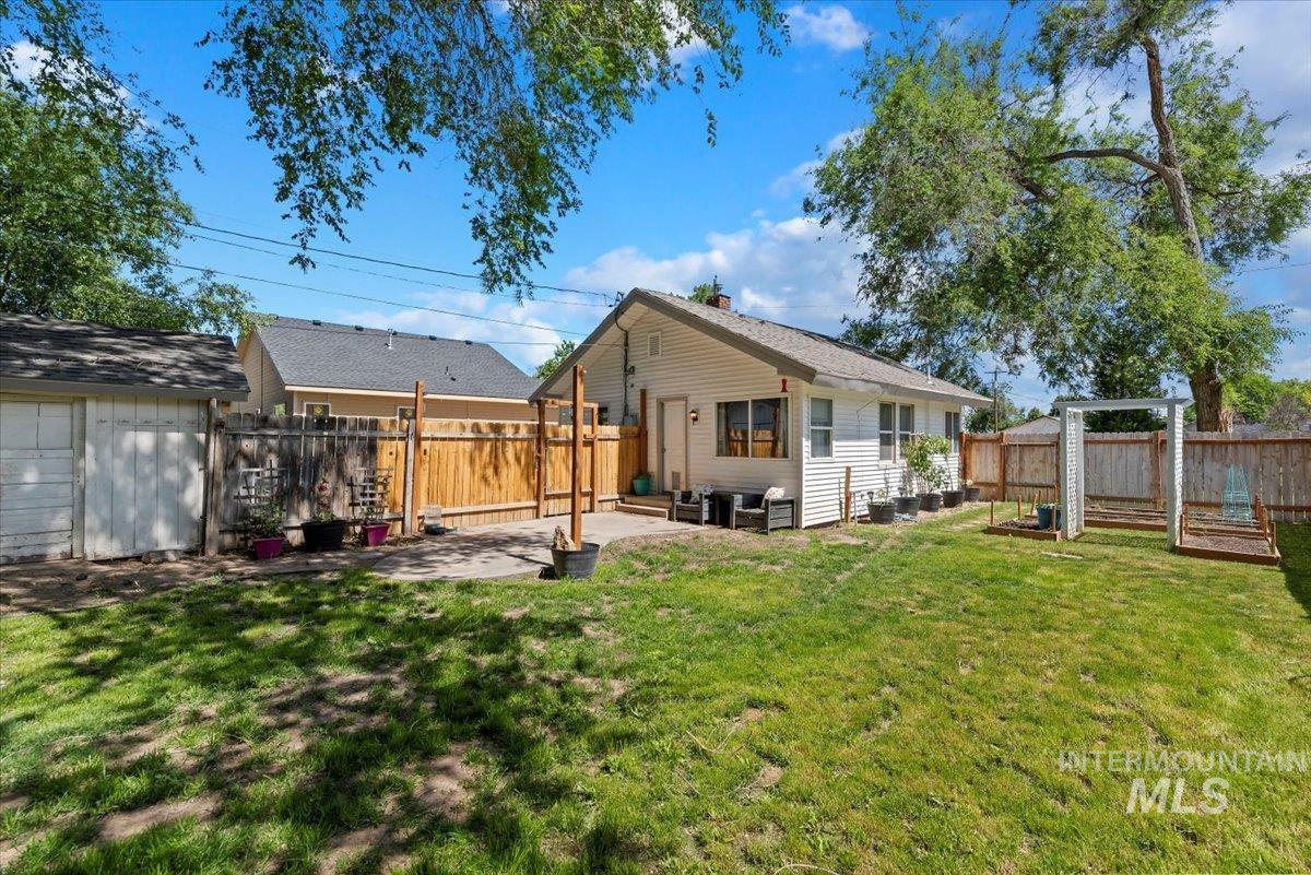 815 8th Street South