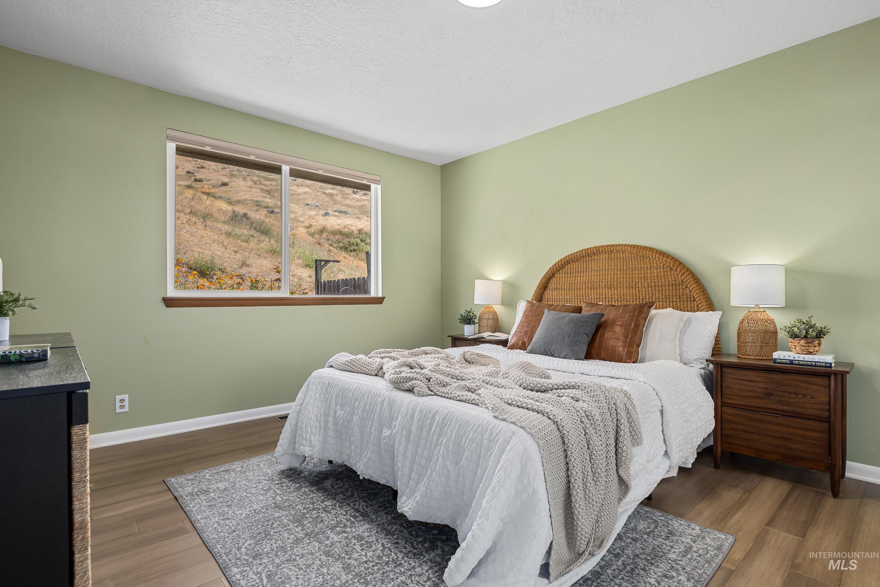 4830 N Bitterbrush Dr