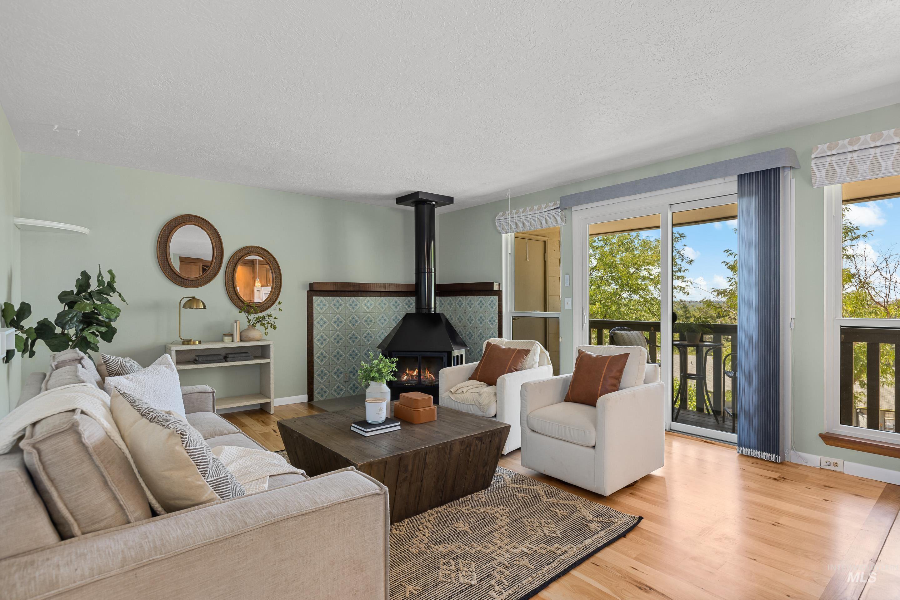 4830 N Bitterbrush Dr