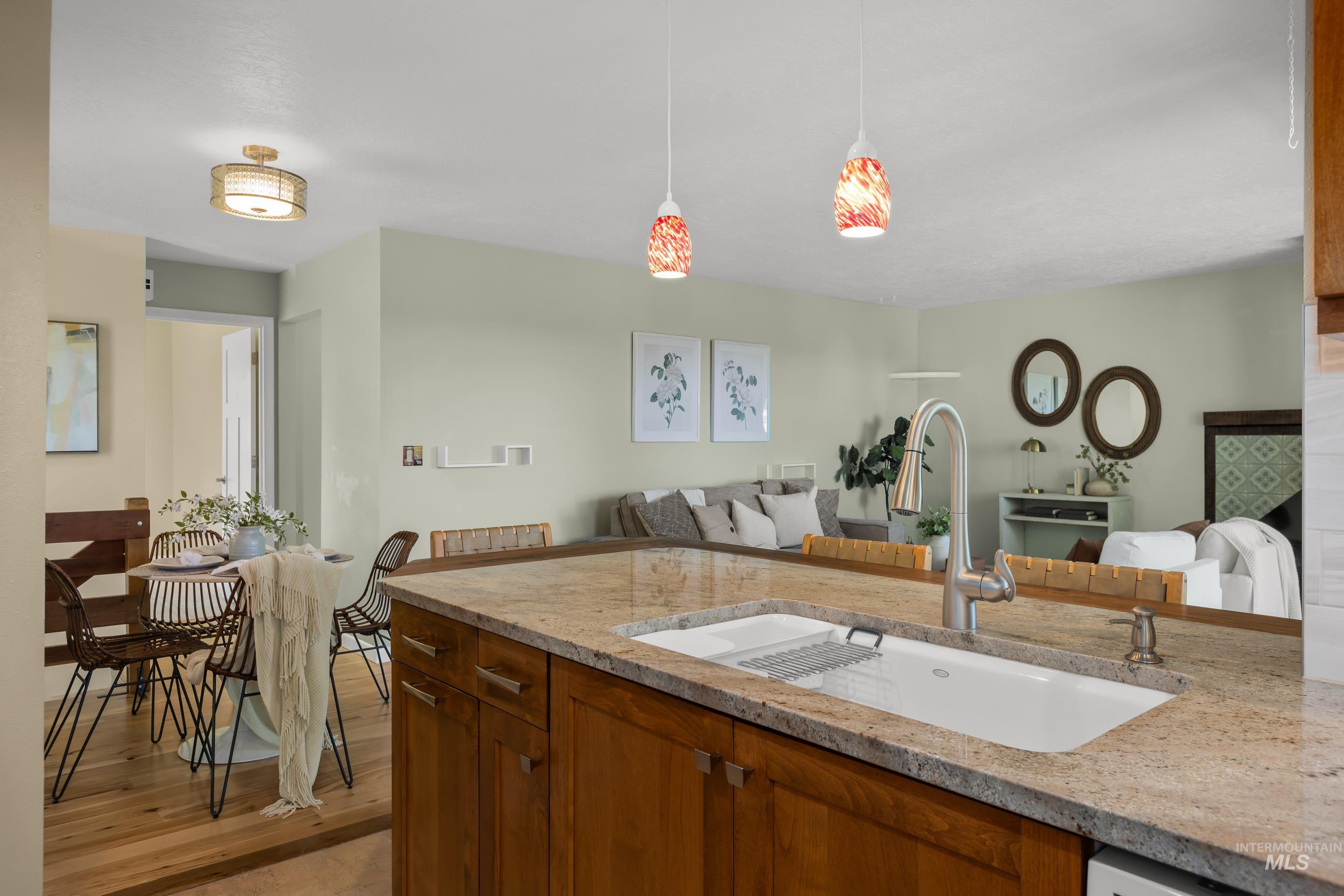 4830 N Bitterbrush Dr