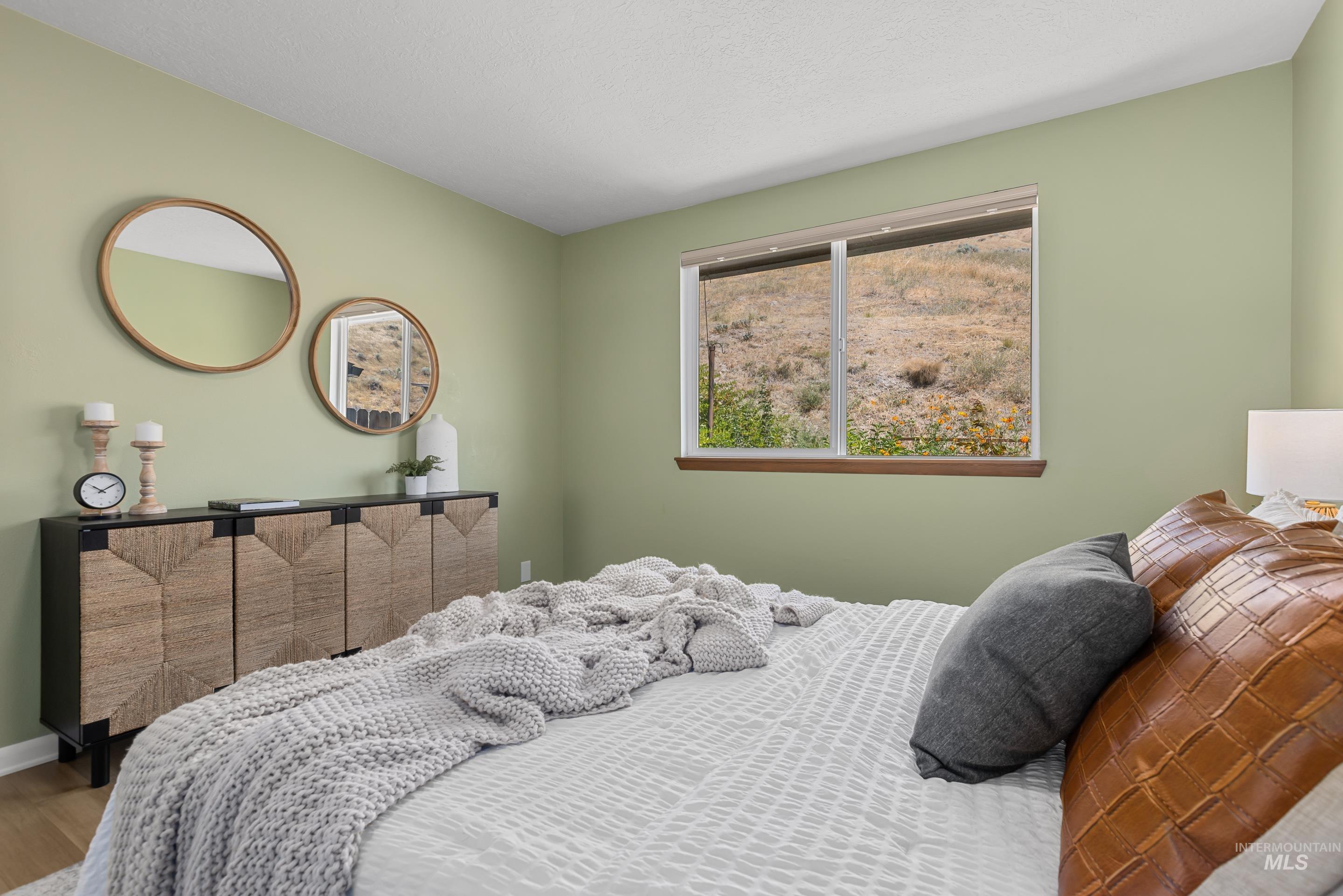 4830 N Bitterbrush Dr