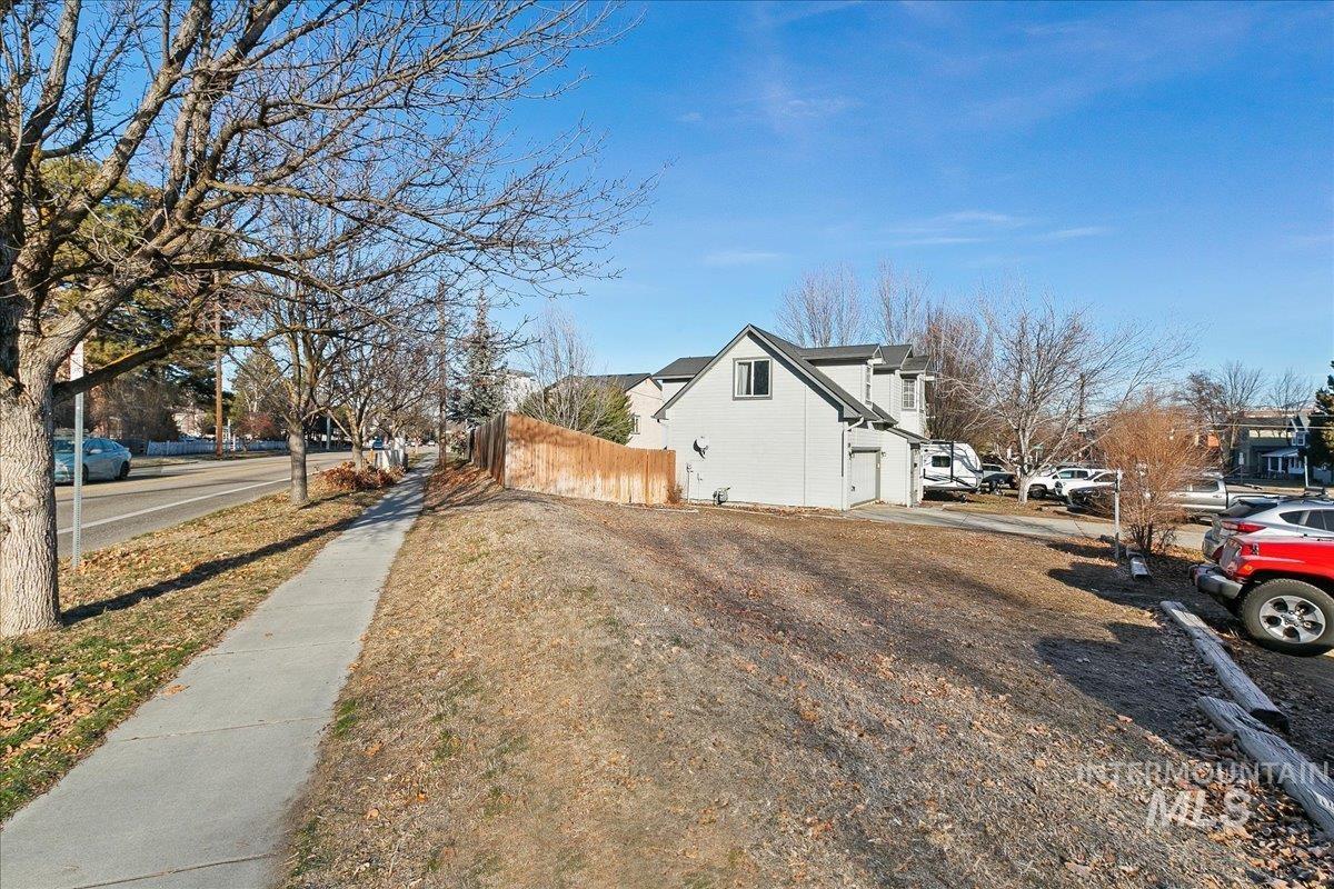 1309 S Lincoln Ave
