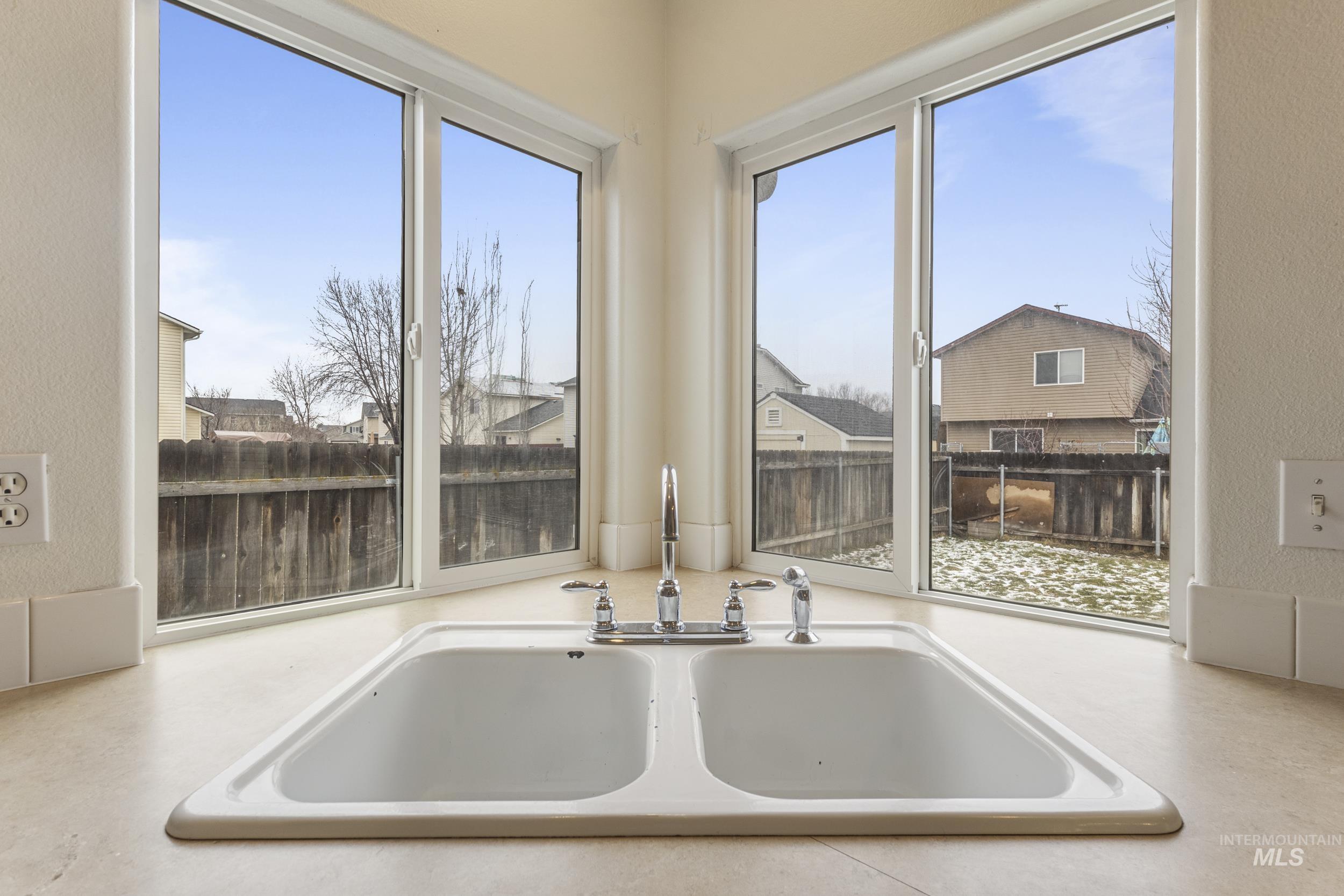 2519 Colfax Drive